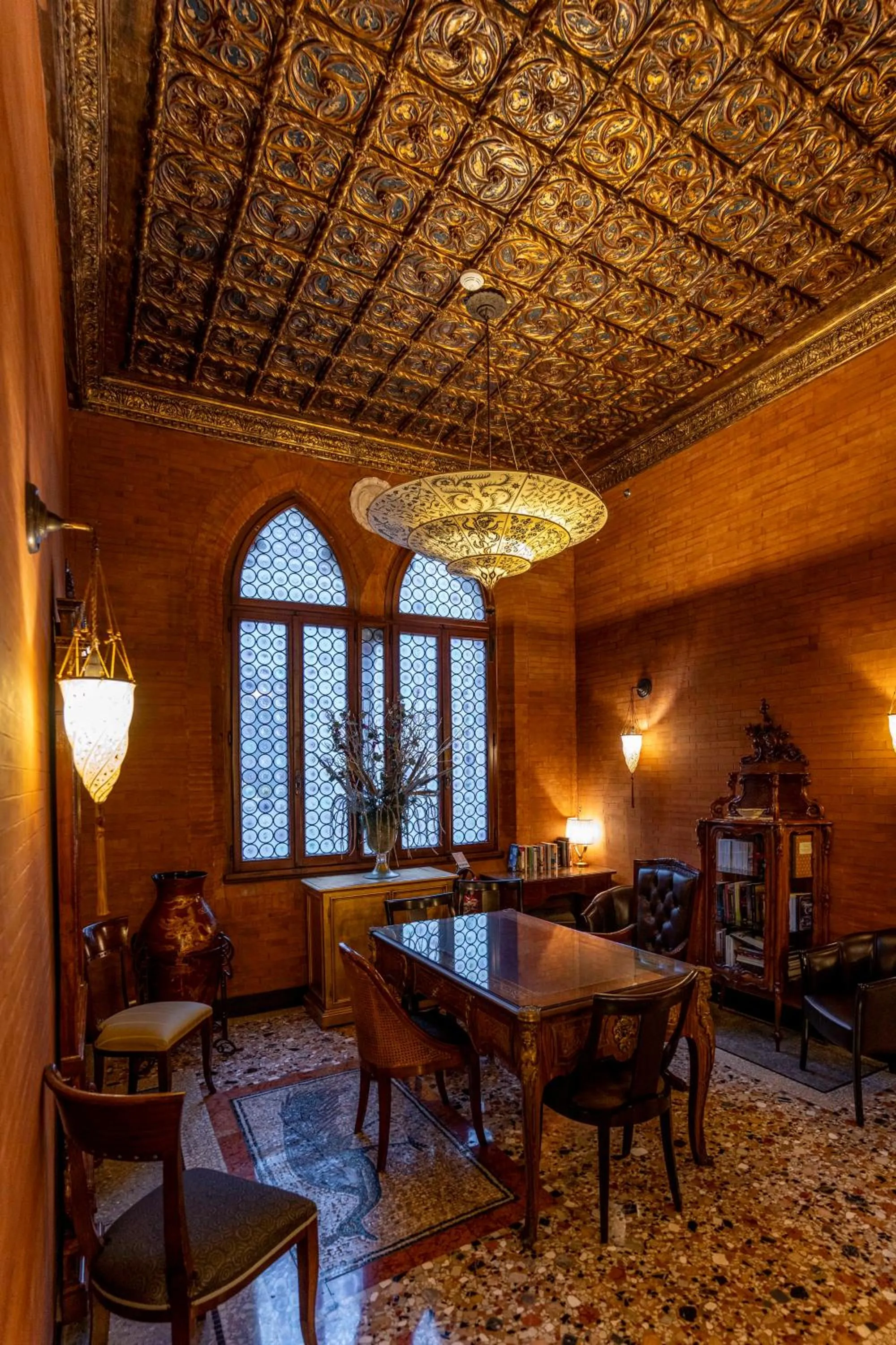 furniture in Hotel Palazzo Stern