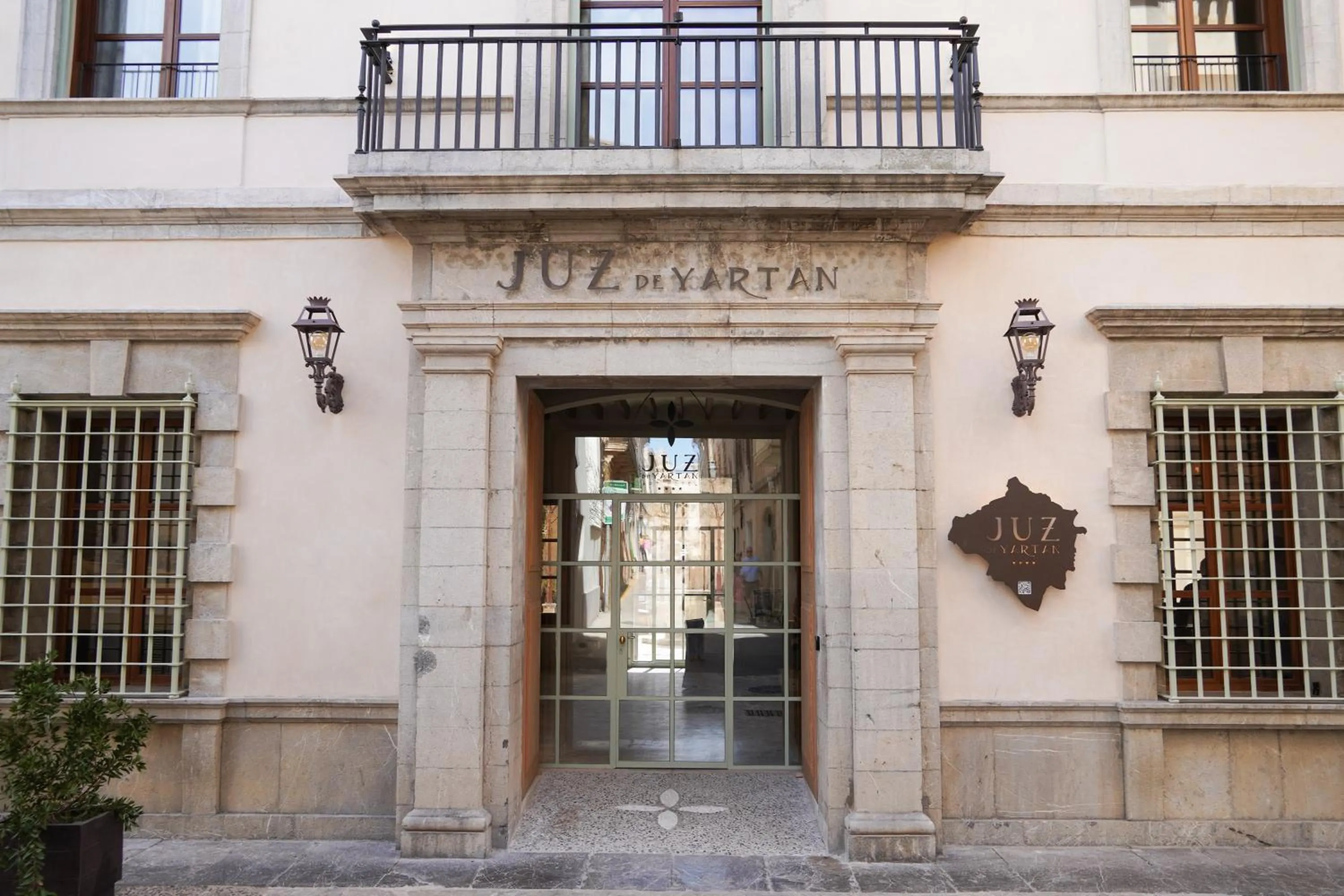 Facade/entrance in Juz de Yartan Art Hotel - Adults Only