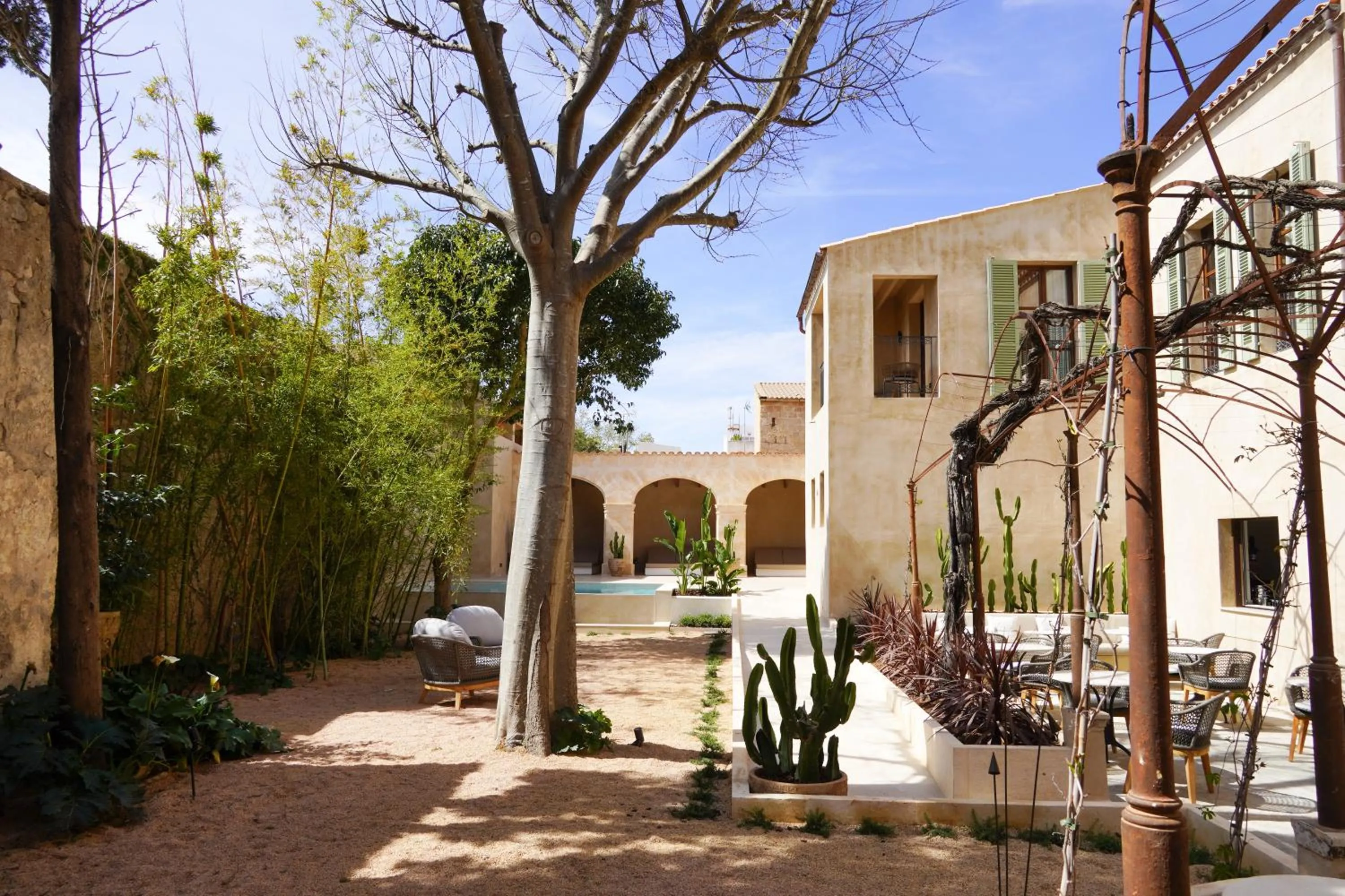 Patio in Juz de Yartan Art Hotel - Adults Only