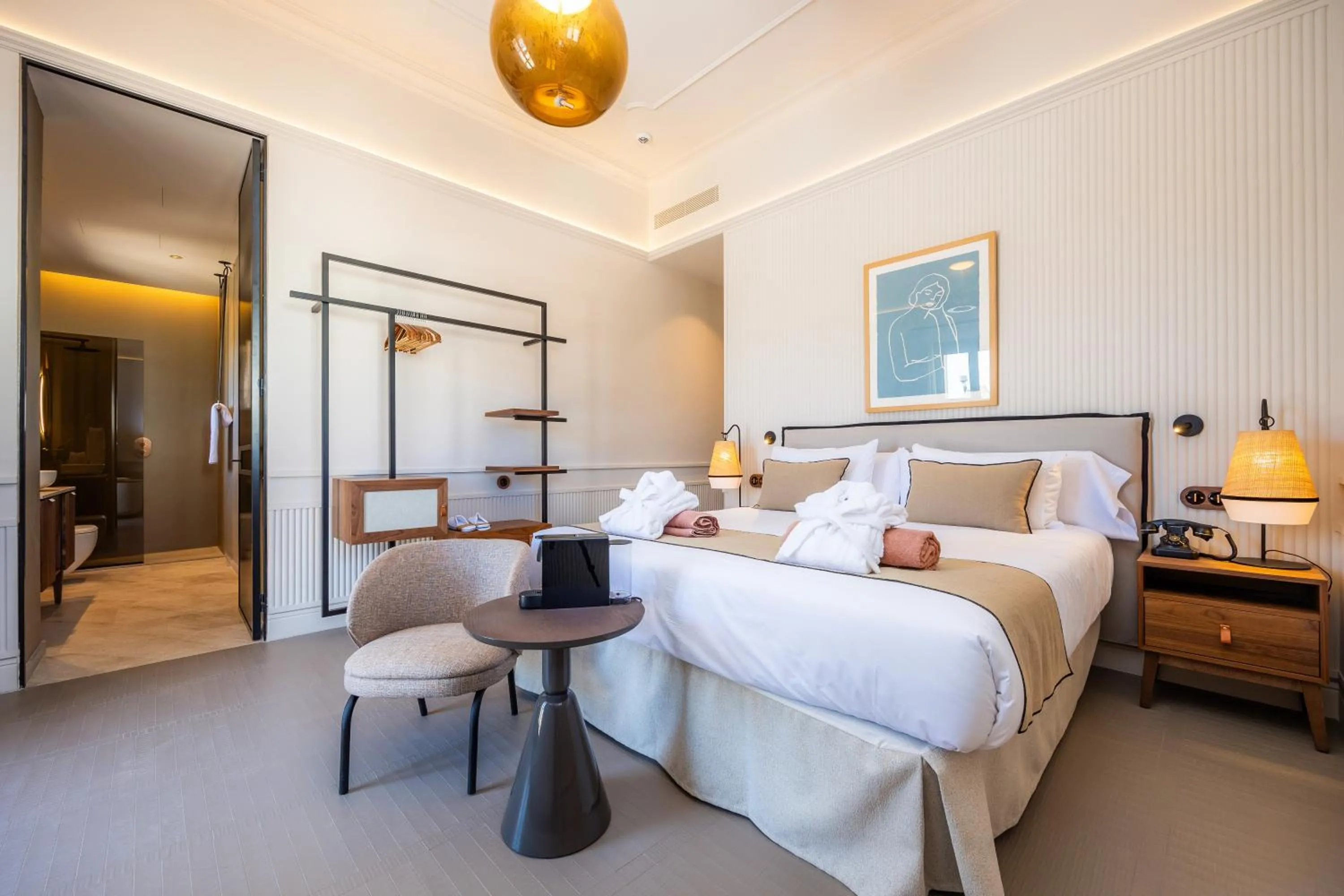 Bedroom, Bed in Juz de Yartan Art Hotel - Adults Only