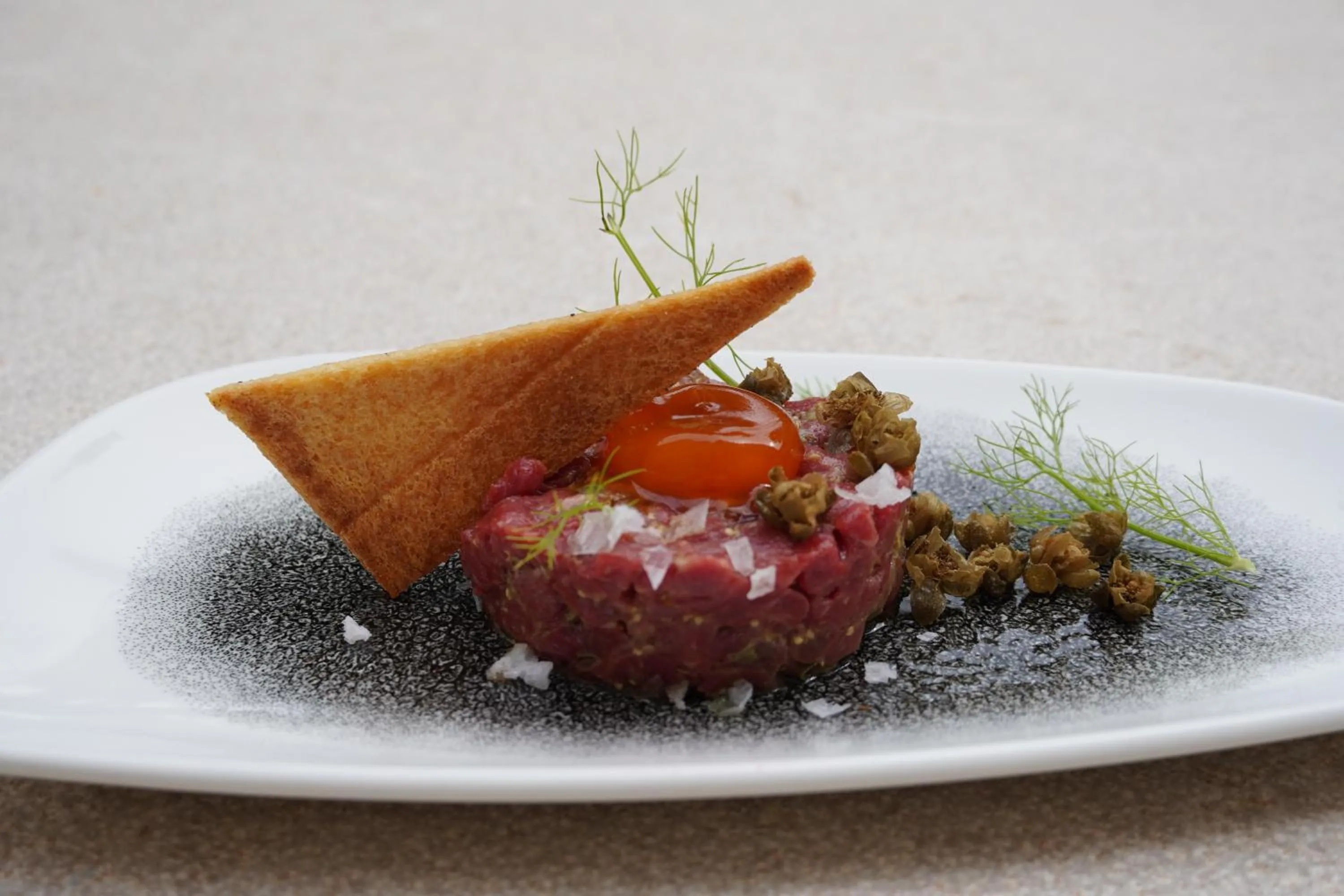 Restaurant/places to eat in Juz de Yartan Art Hotel - Adults Only