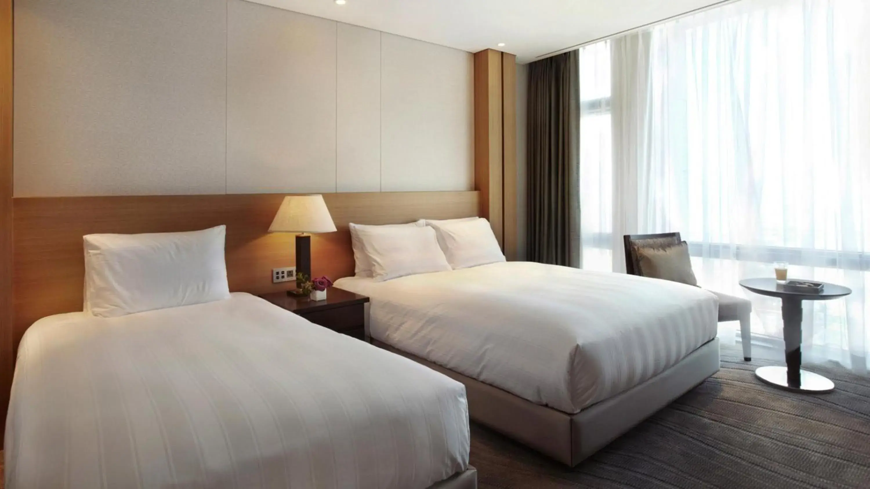 Family Room with Sea View in LOTTE CITY HOTEL Jeju Airport Family Room with Sea View in LOTTE CITY HOTEL Jeju Airport