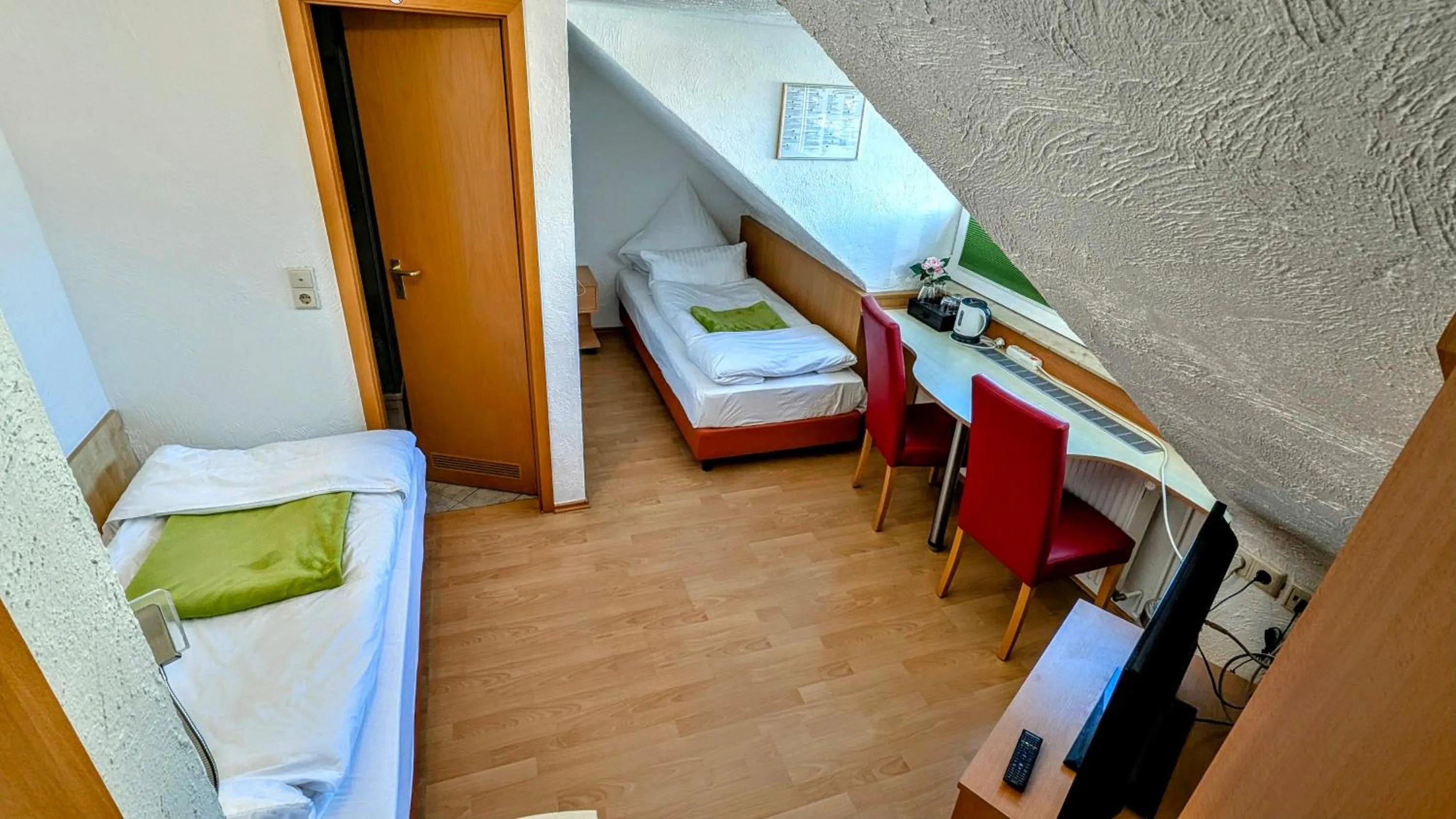 Photo of the whole room, Bed in Hotel am Rathaus