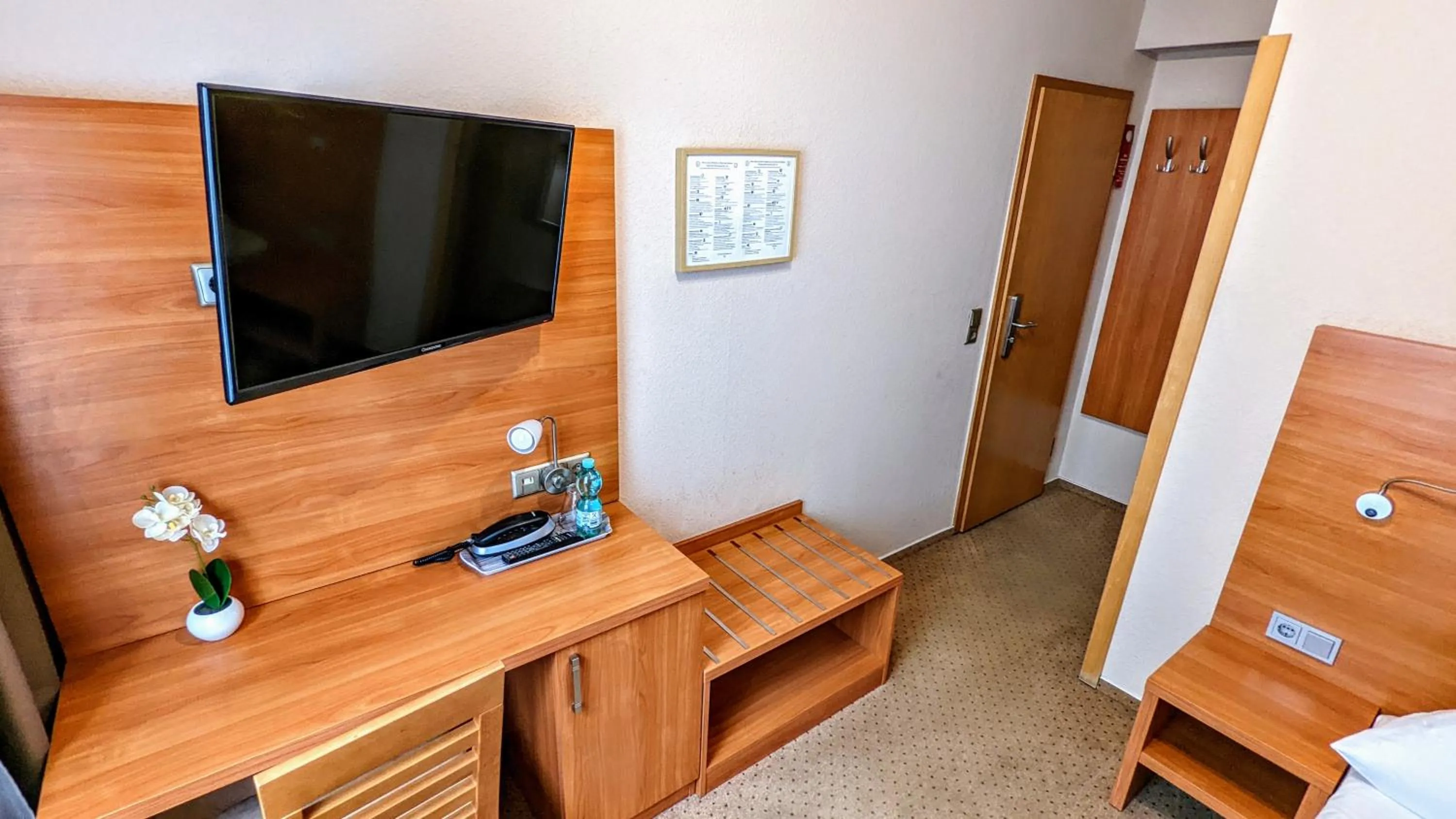 TV and multimedia, Bed in Hotel am Rathaus