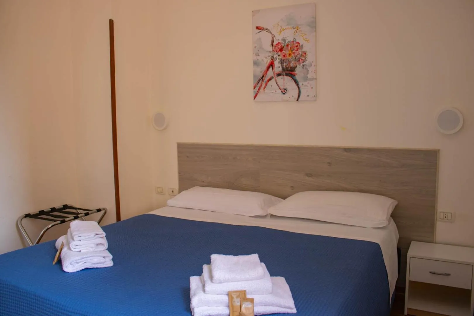 towels, Bed in Oasi San Francesco