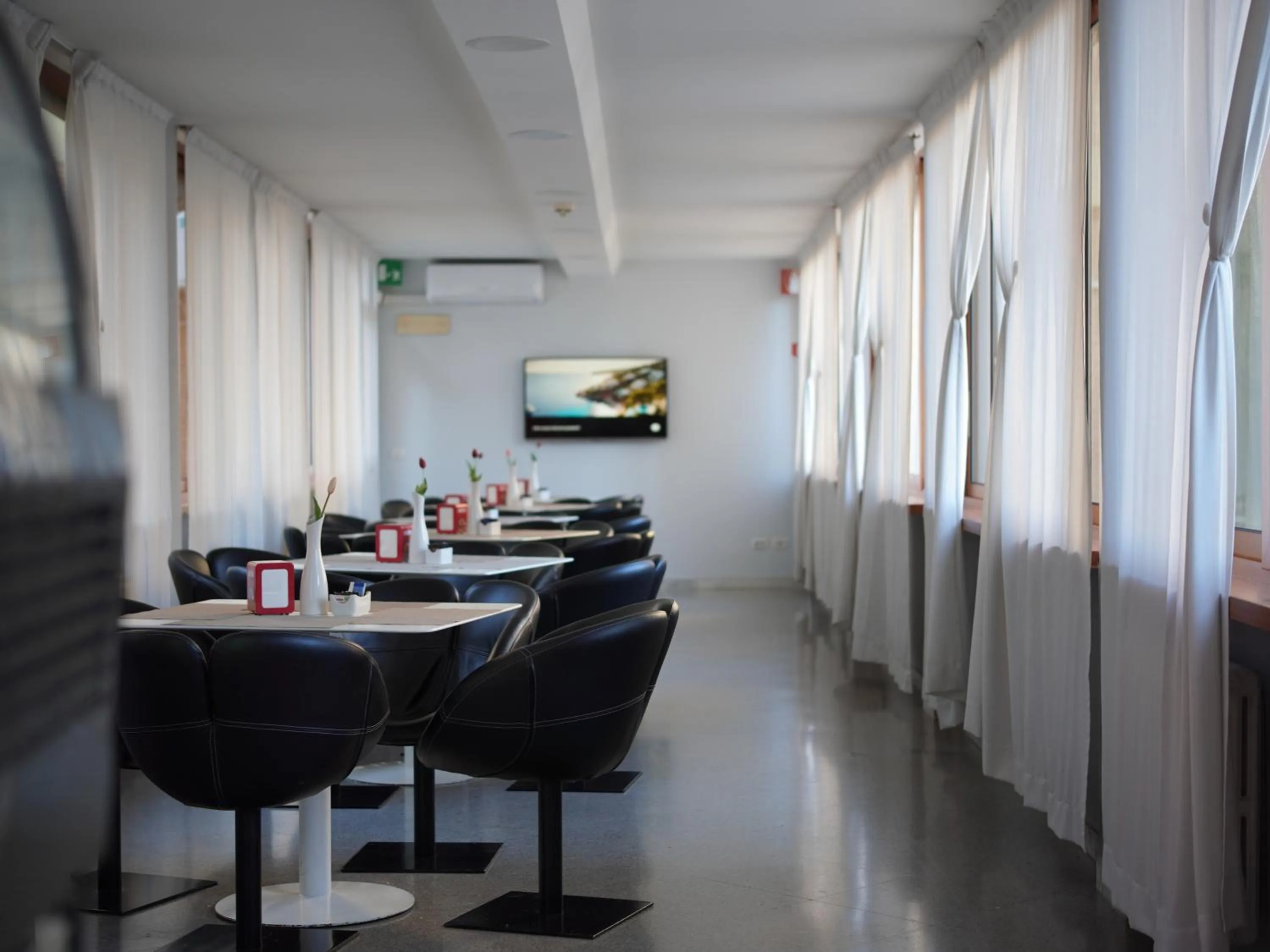 Communal lounge/ TV room in Oasi San Francesco