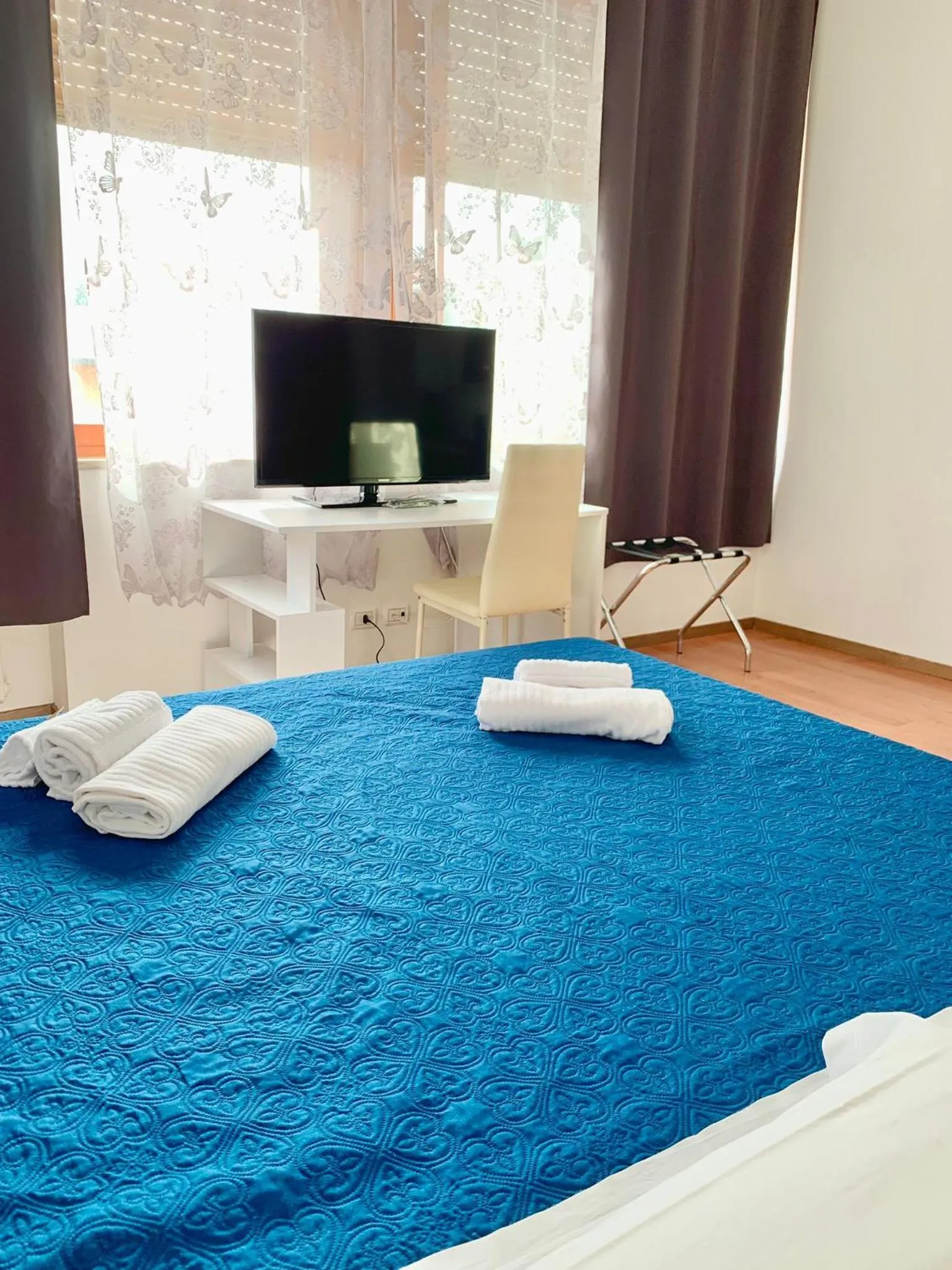 Photo of the whole room, Bed in Oasi San Francesco