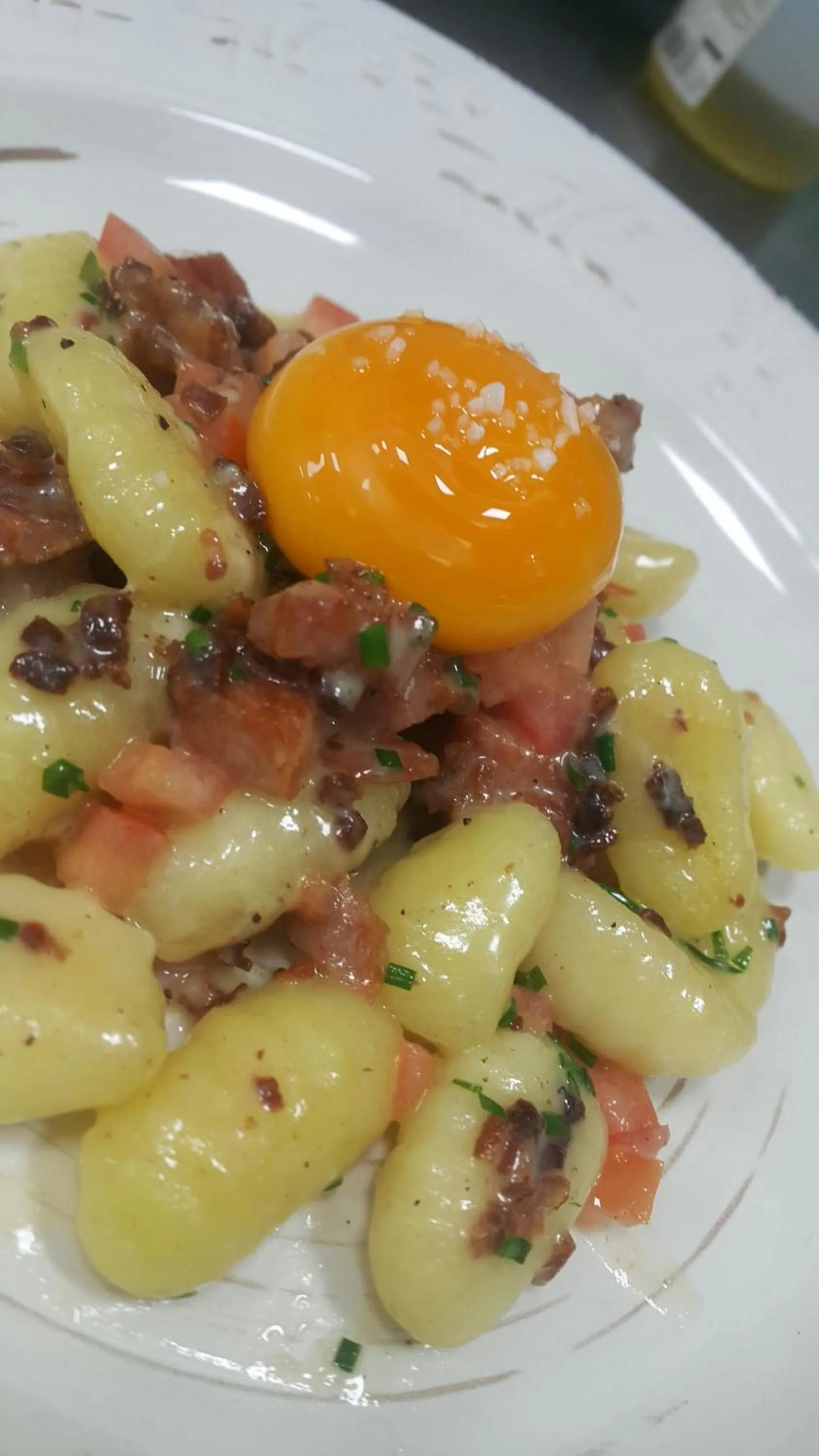 Restaurant/places to eat in Levidi Suites