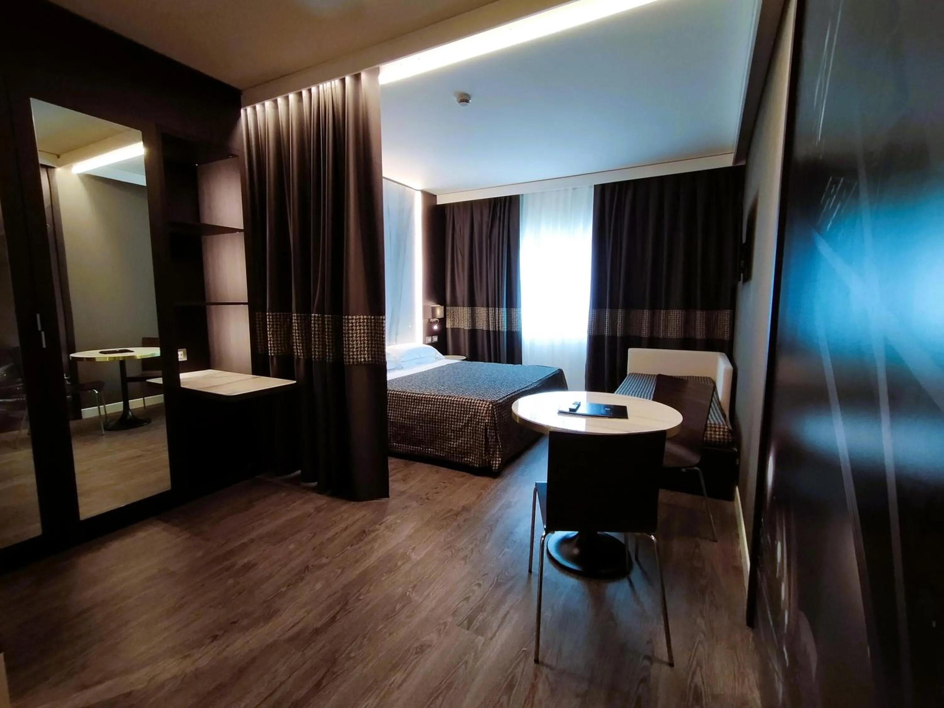 Executive Room in The Sydney Hotel