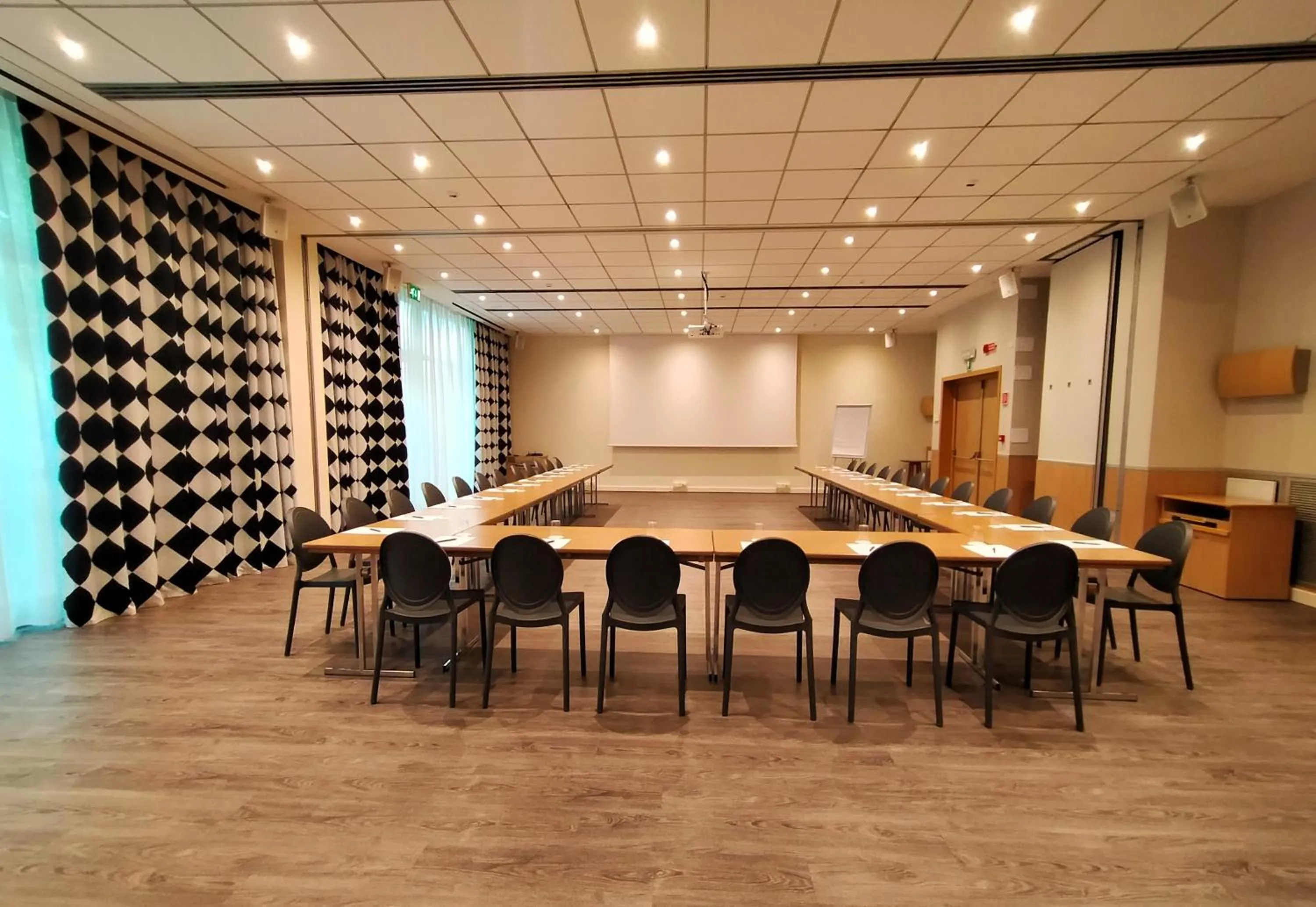 Meeting/conference room in The Sydney Hotel