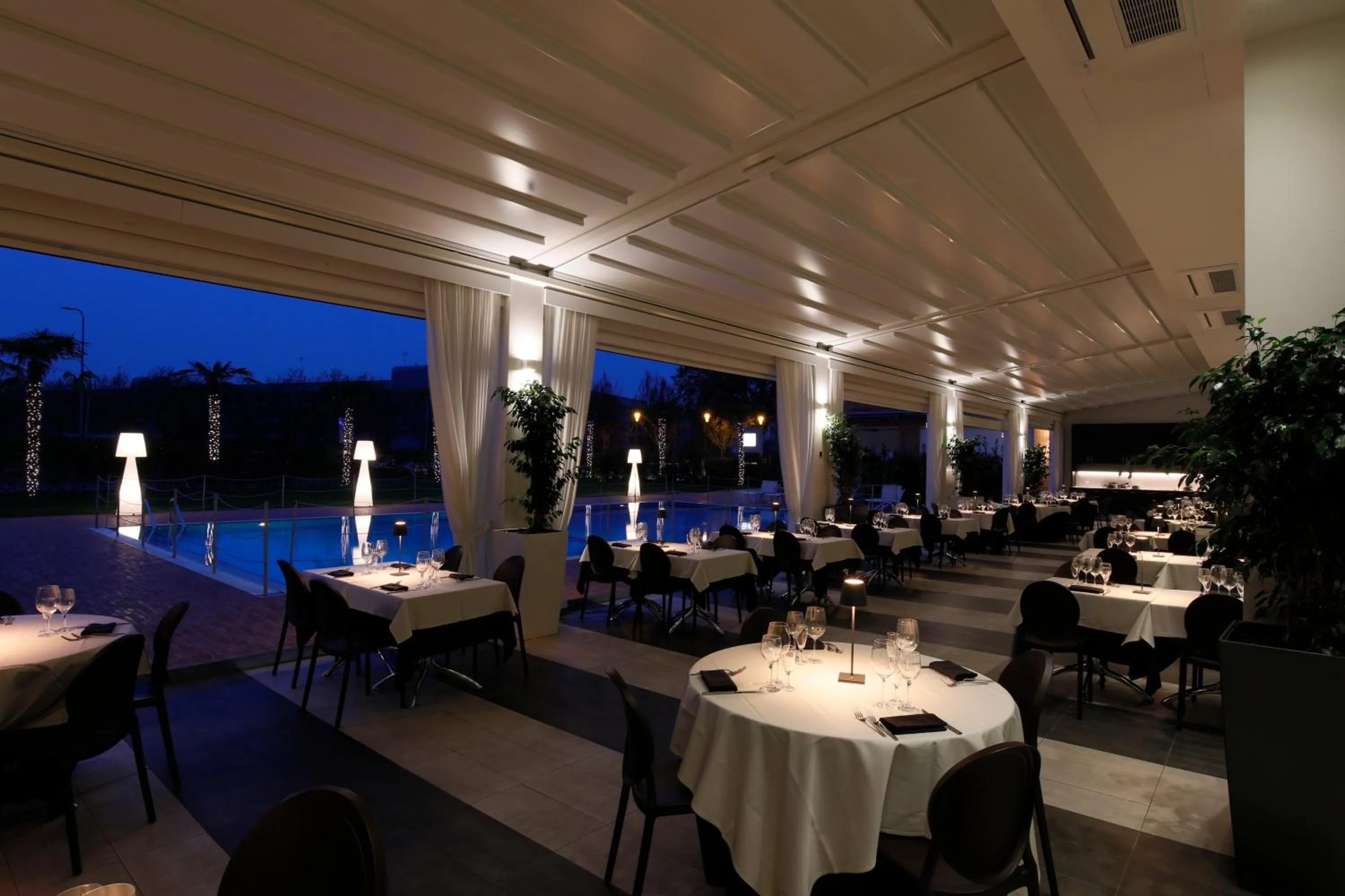 Restaurant/places to eat in The Sydney Hotel