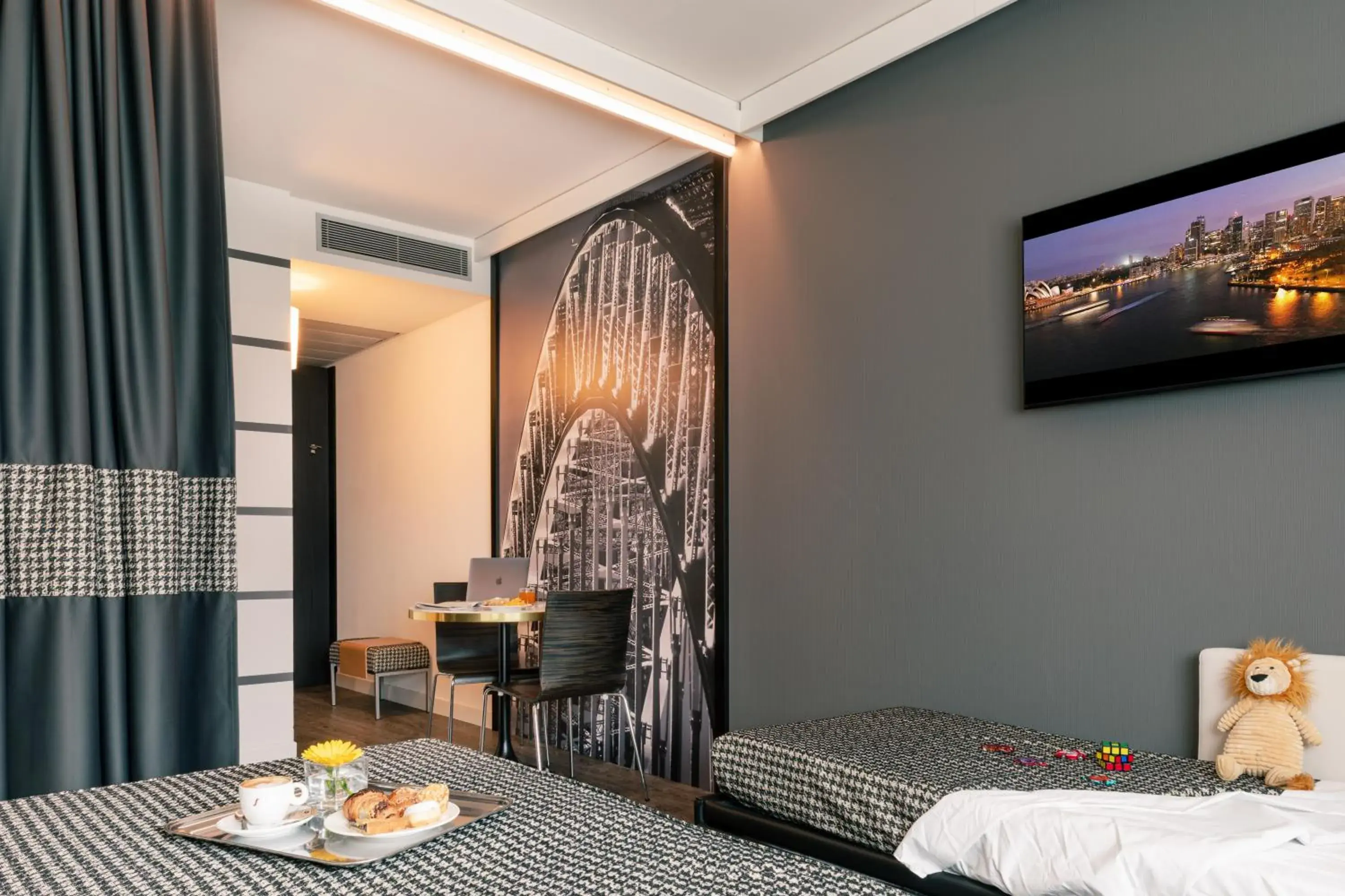 Executive Double Room in The Sydney Hotel Executive Double Room in The Sydney Hotel