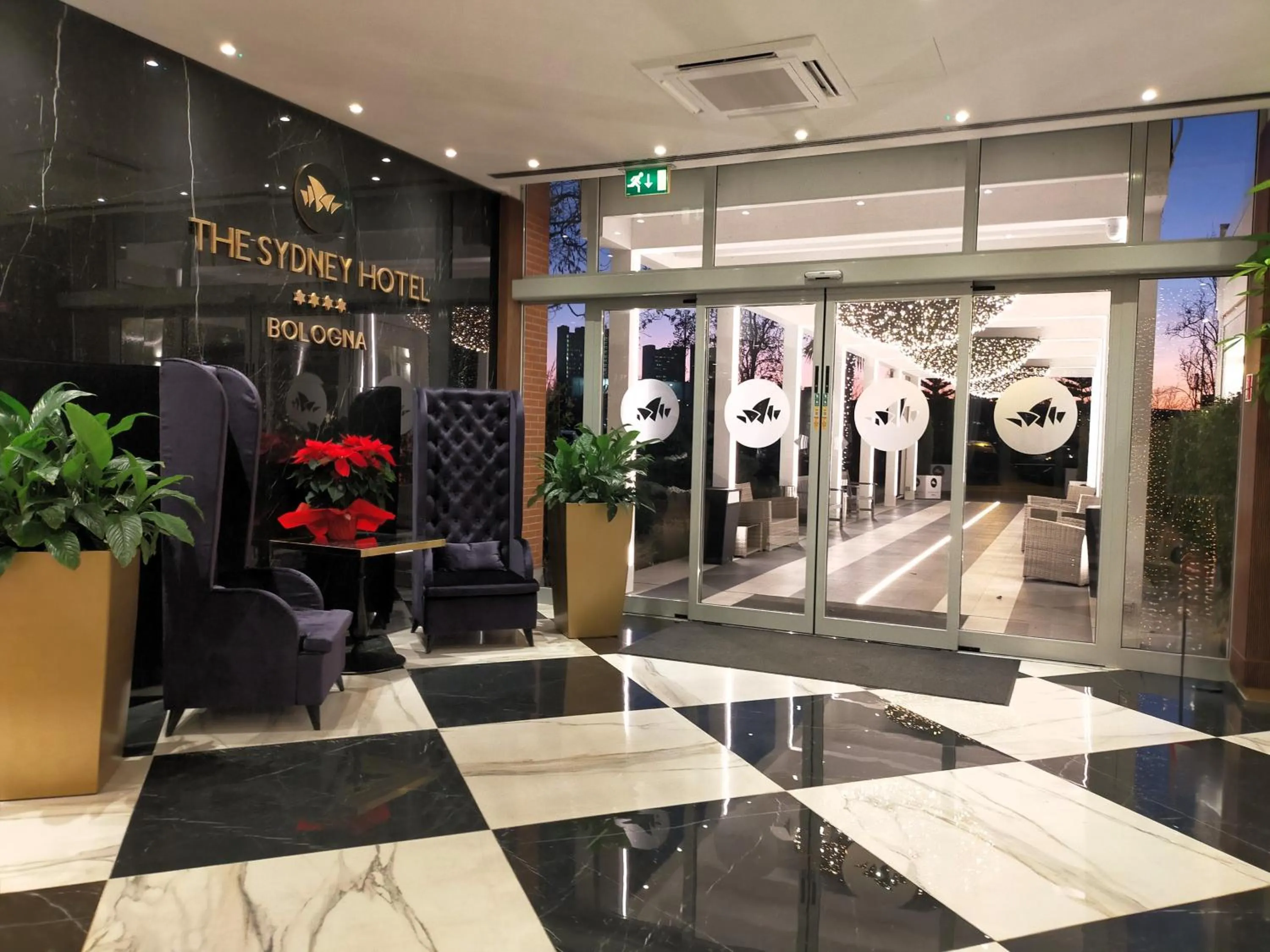 Lobby or reception in The Sydney Hotel