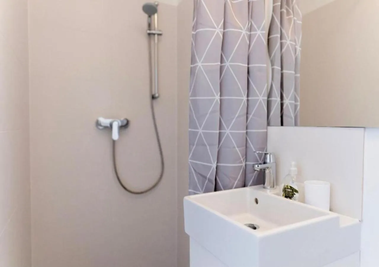 Shower in Hotel Triester