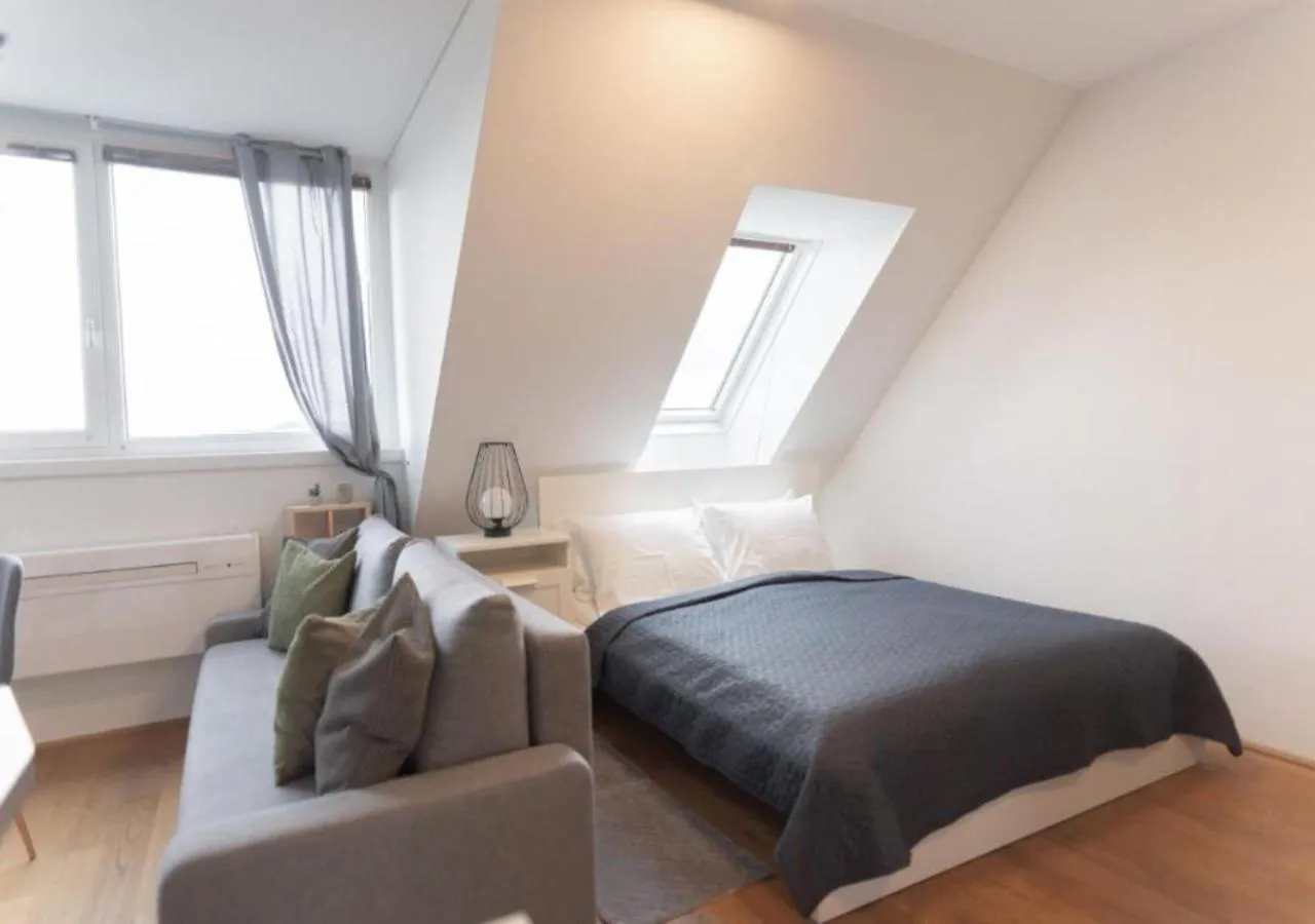 Bed in Hotel Triester