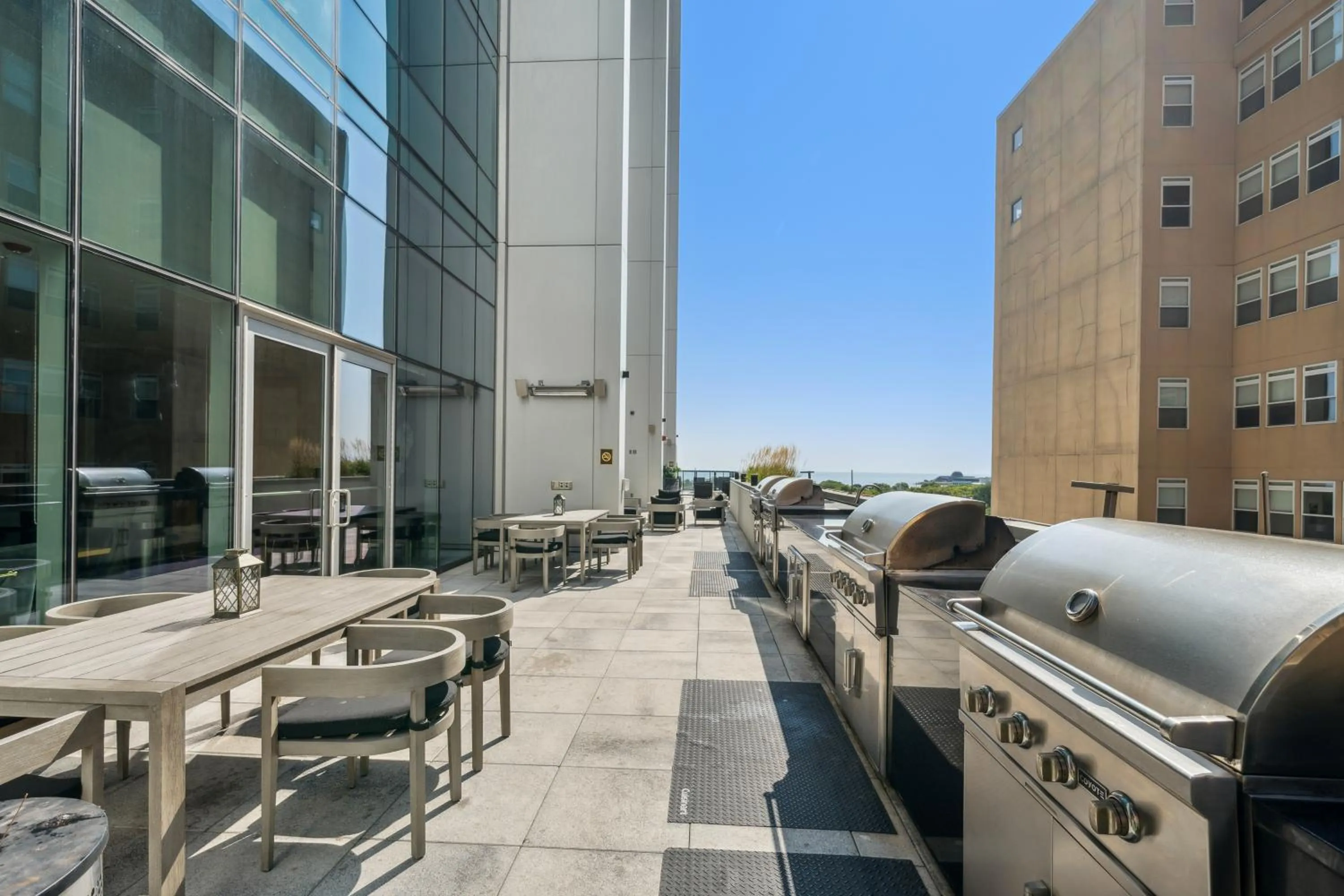 BBQ facilities in Sentral Michigan Avenue