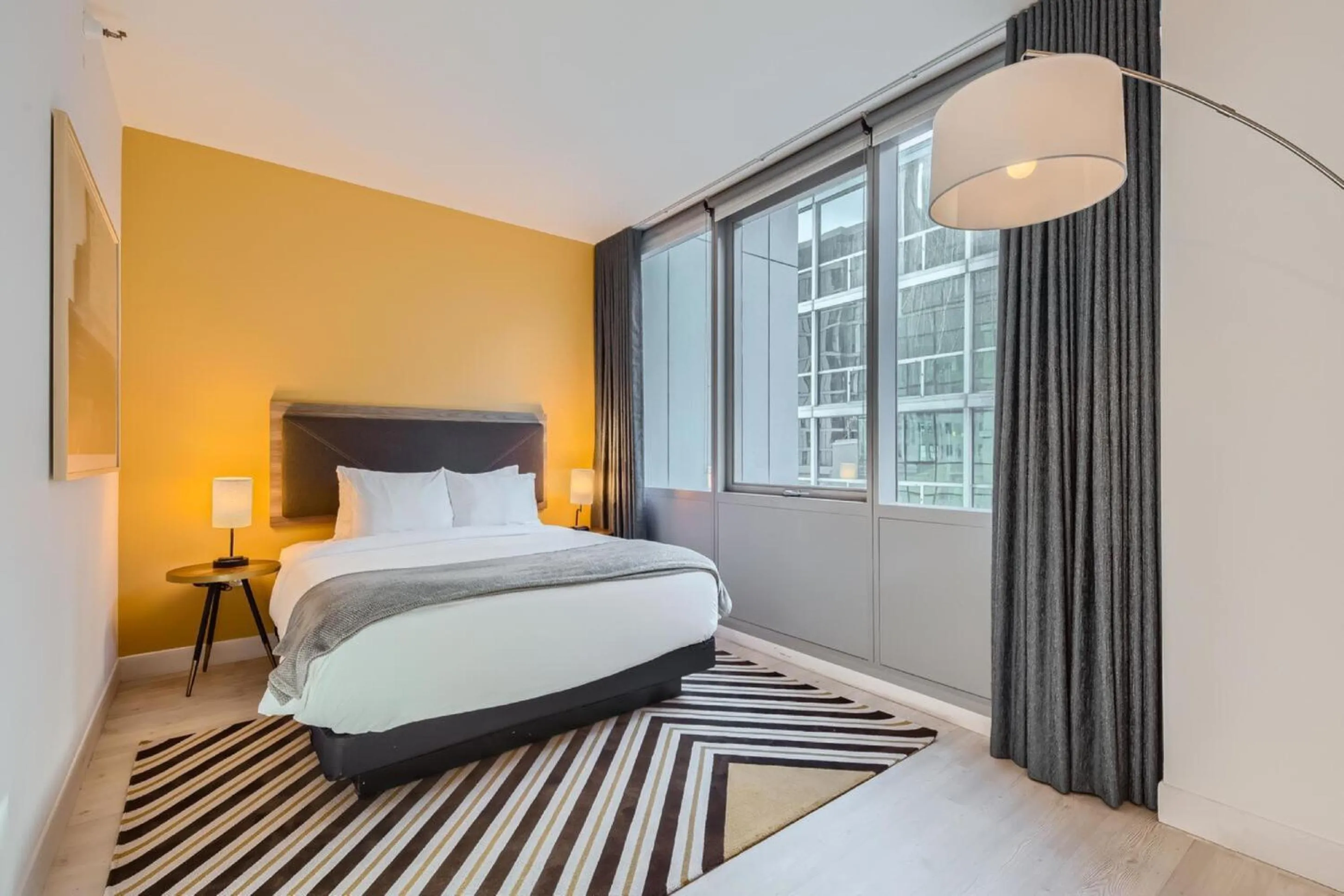 Bed in Sentral Michigan Avenue