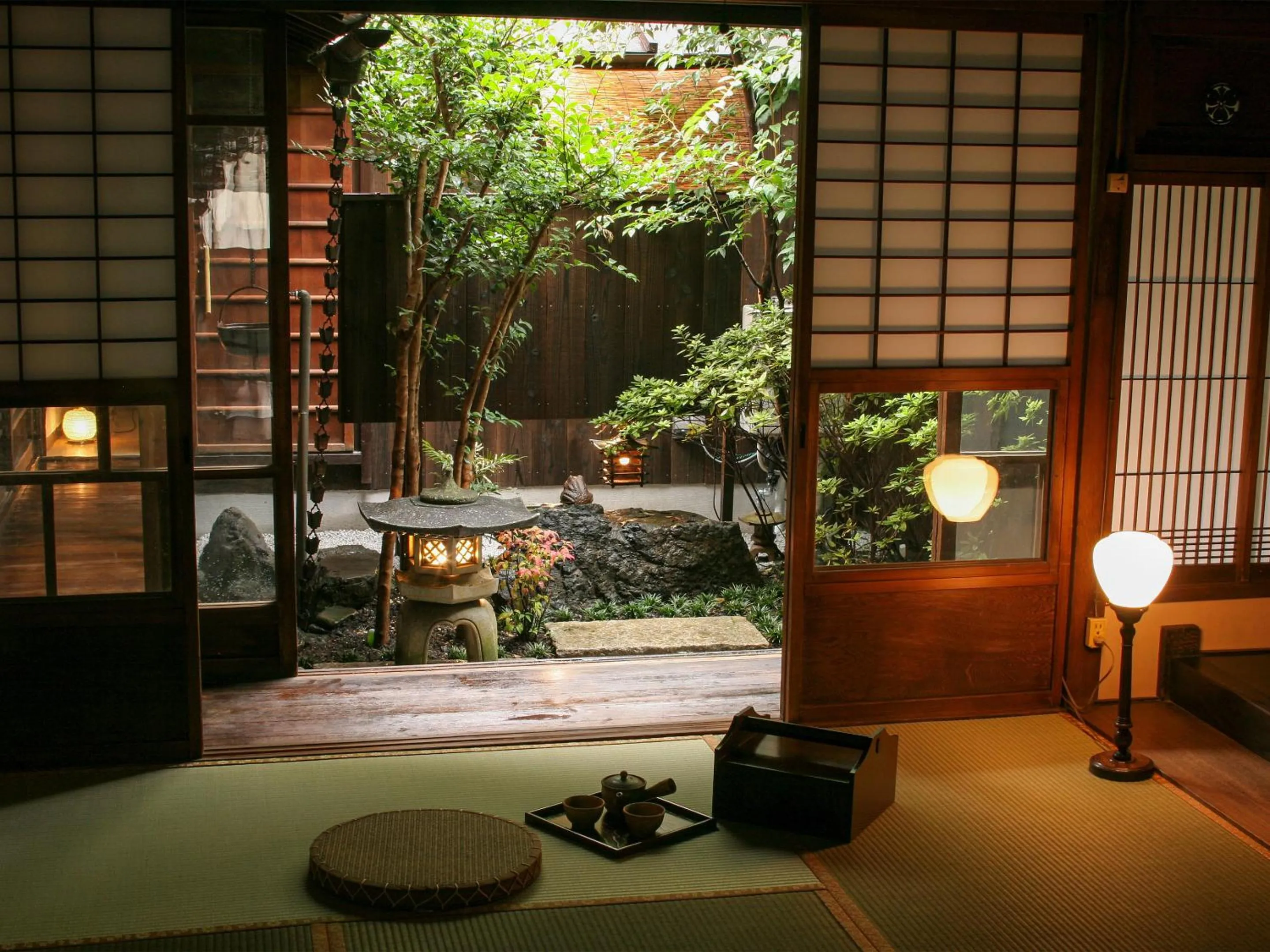 Garden in naokonoza Bettei Umekoji