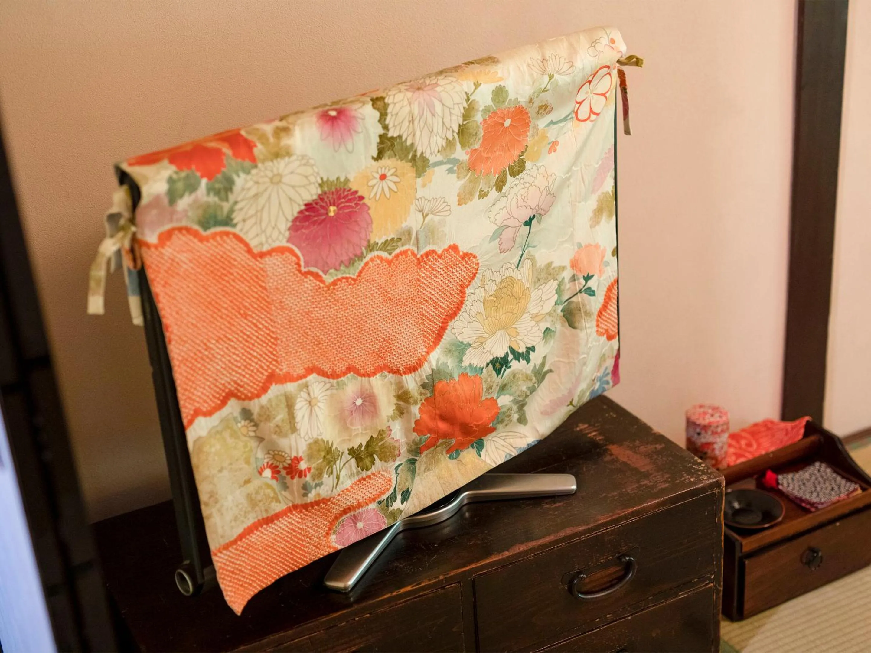 TV and multimedia, Bed in naokonoza Bettei Umekoji