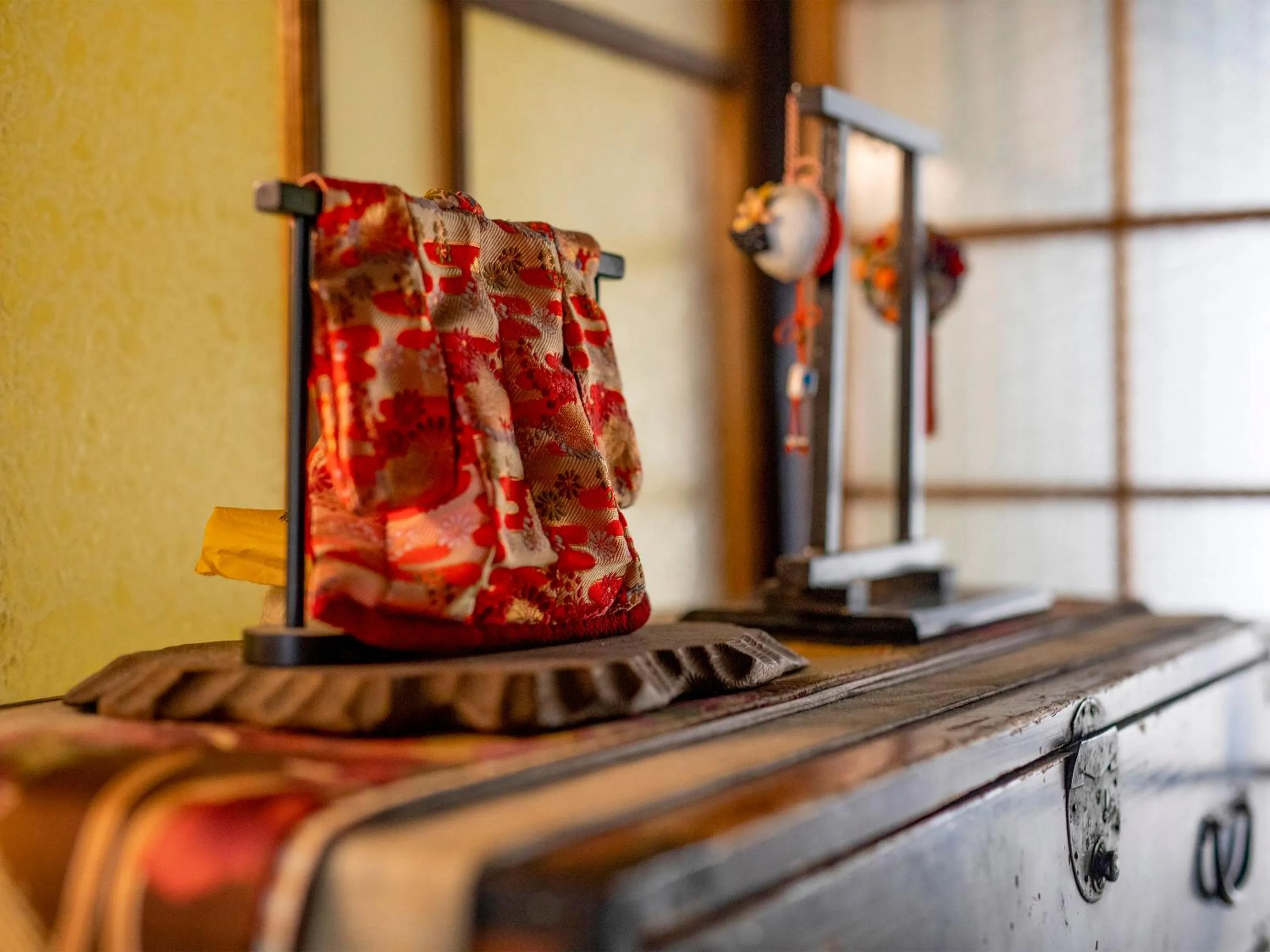 Decorative detail, Bed in naokonoza Bettei Umekoji