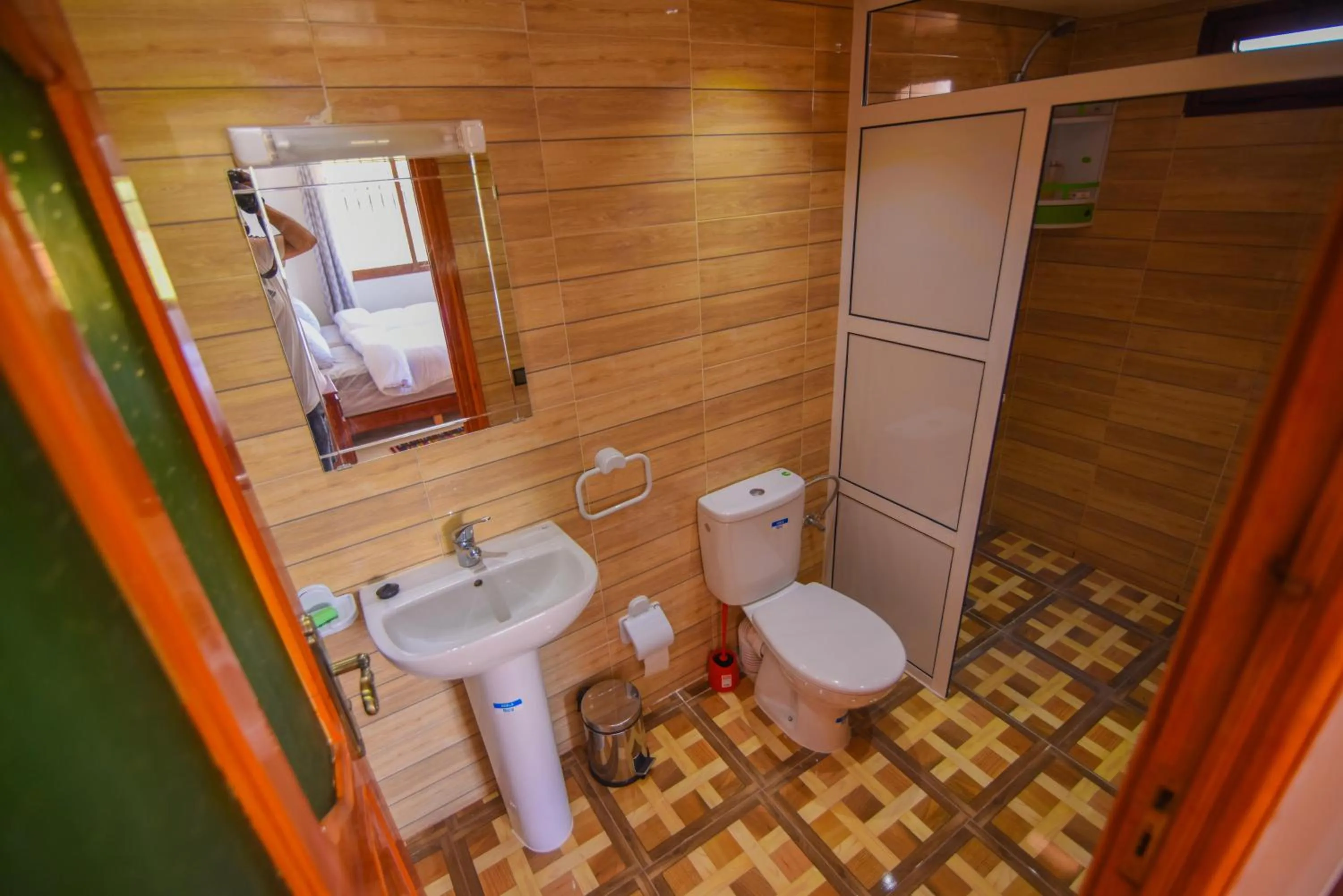 Toilet in Kasbah Roseville