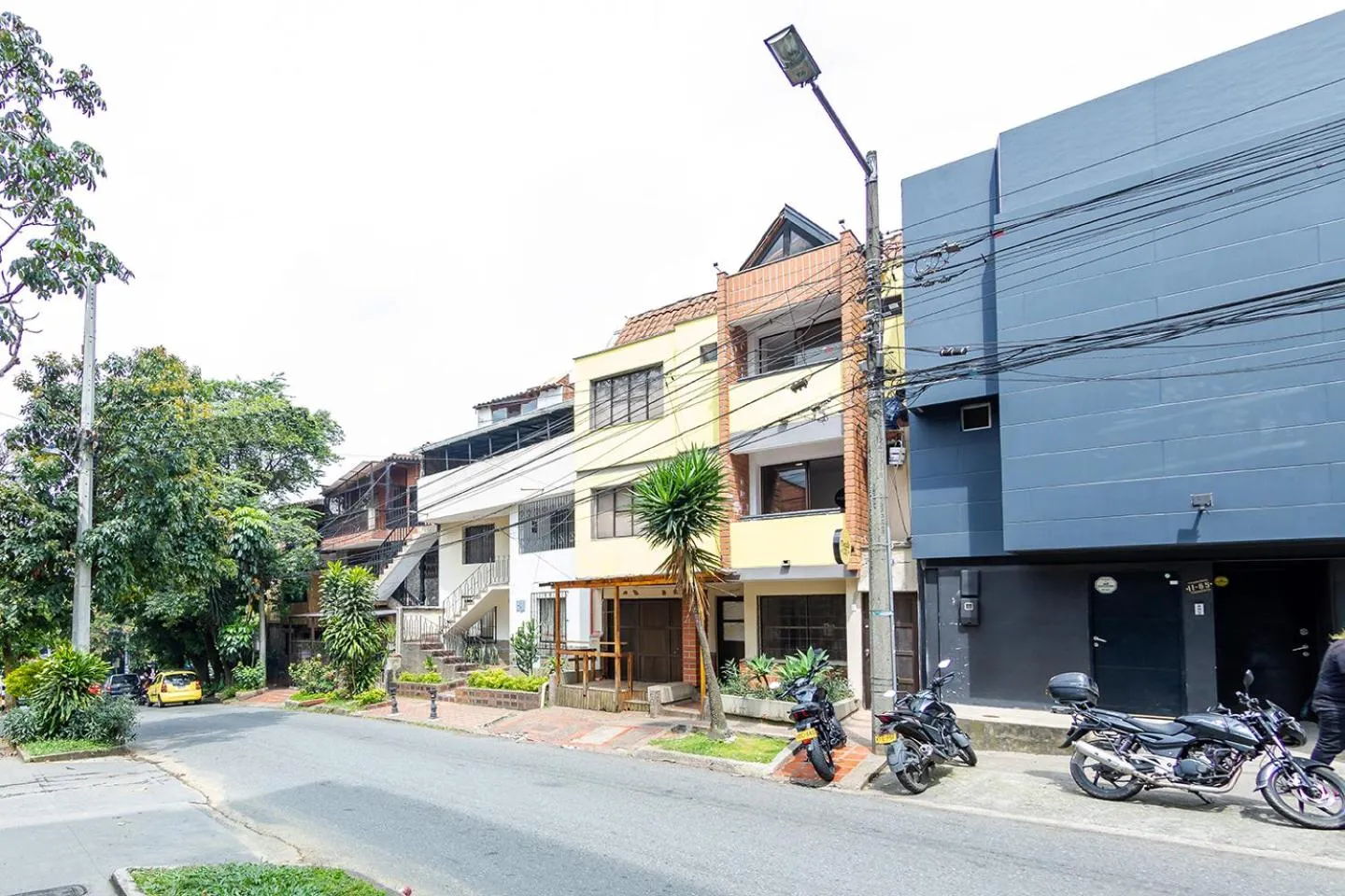 Property building in Hotel Medallo City