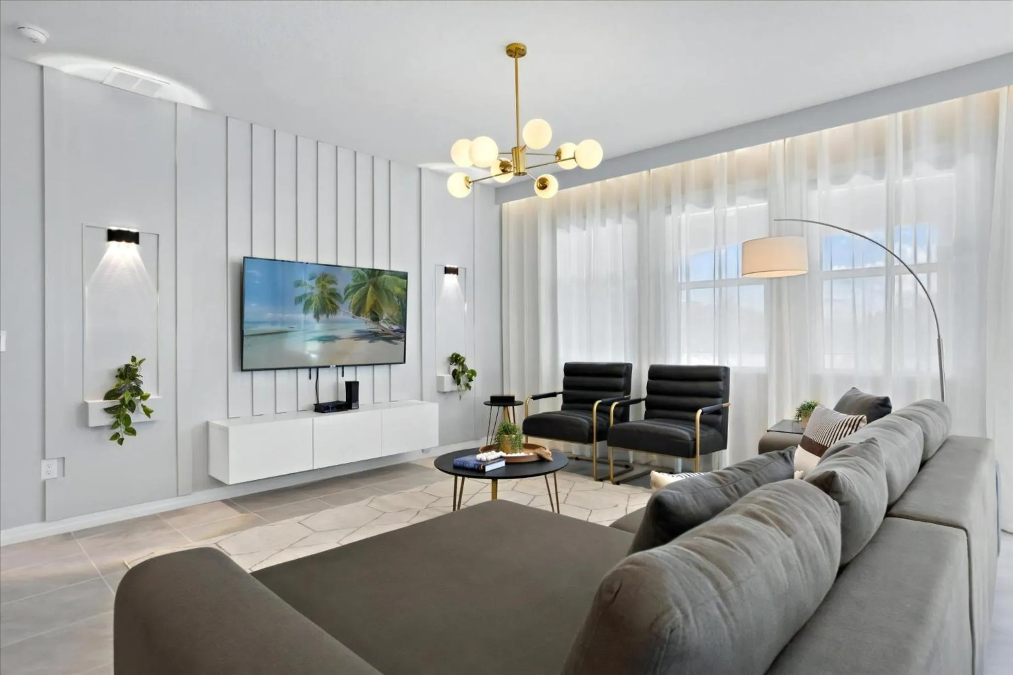 Property building in 6 Bedrooms 5 Bathrooms Solterra 7623 Ol