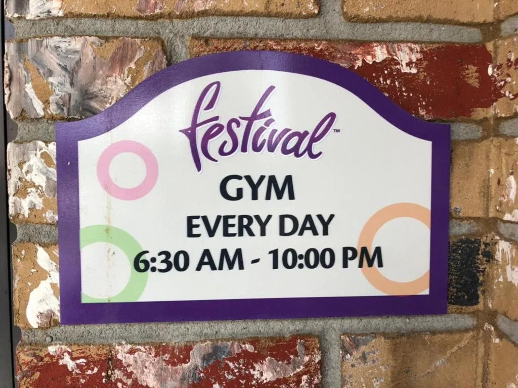 Property building in 5 Bedroom 55 Bathroom Festival Resort 446 Cp