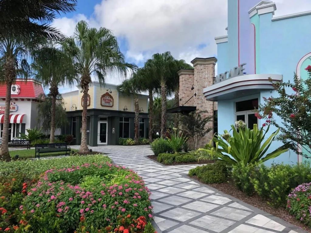 Property building in 5 Bedroom 55 Bathroom Festival Resort 446 Cp