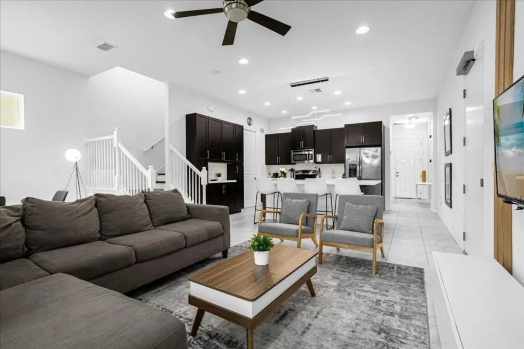 Property building in 5 Bedroom 55 Bathroom Festival Resort 446 Cp