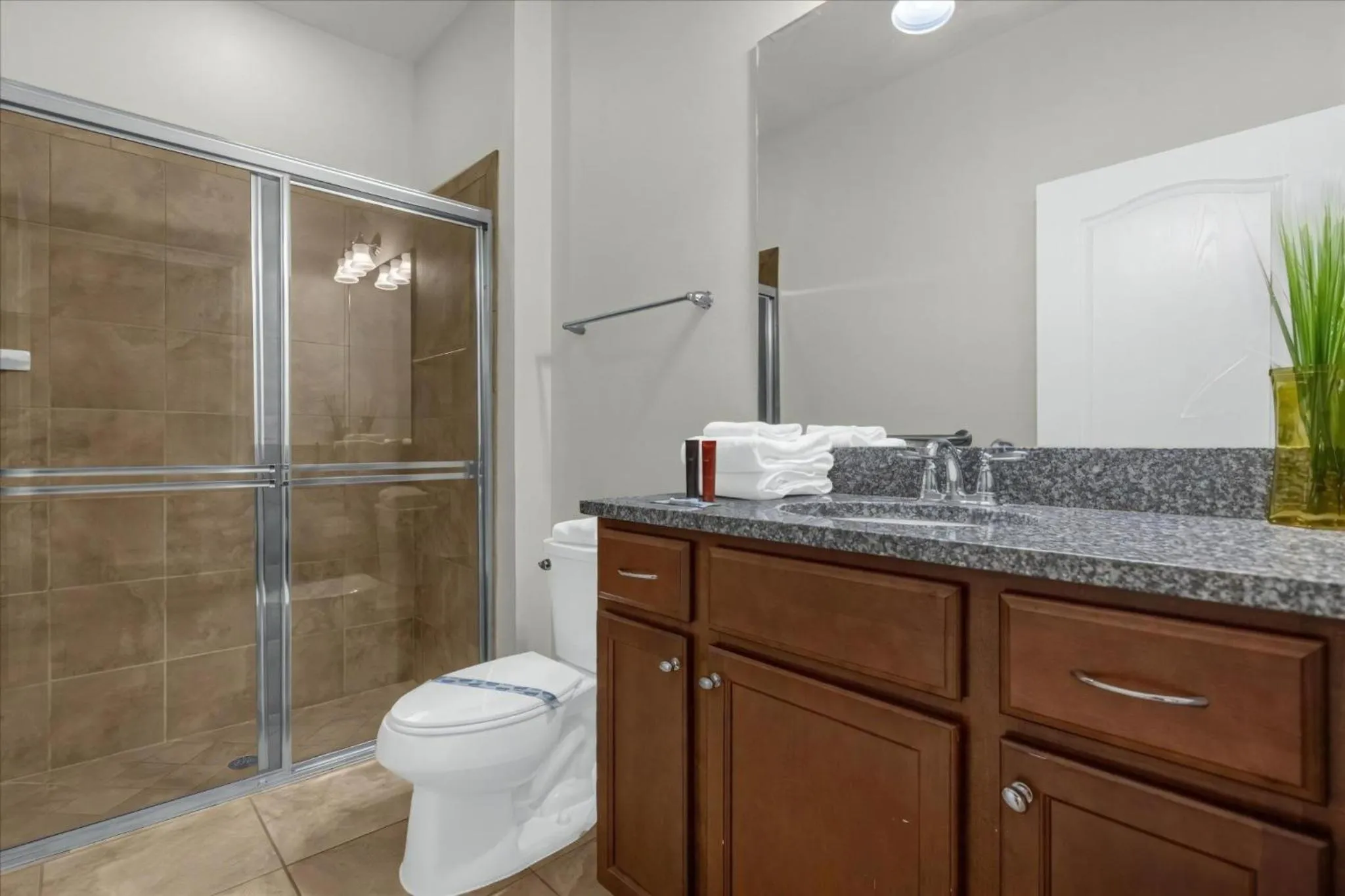 Property building in 5 Bedroom45 Bathroom Windsor At Ws 1998 Md