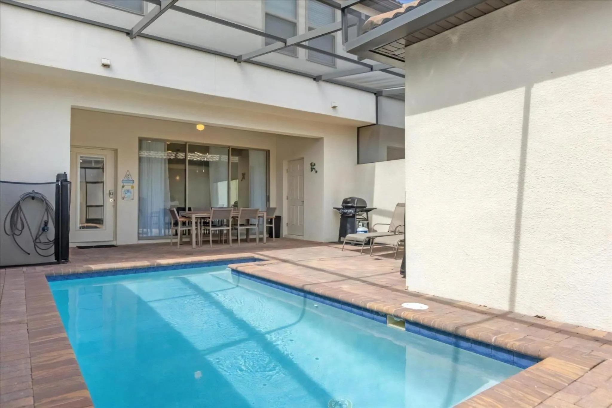 Property building in 5 Bedroom45 Bathroom Windsor At Ws 1998 Md