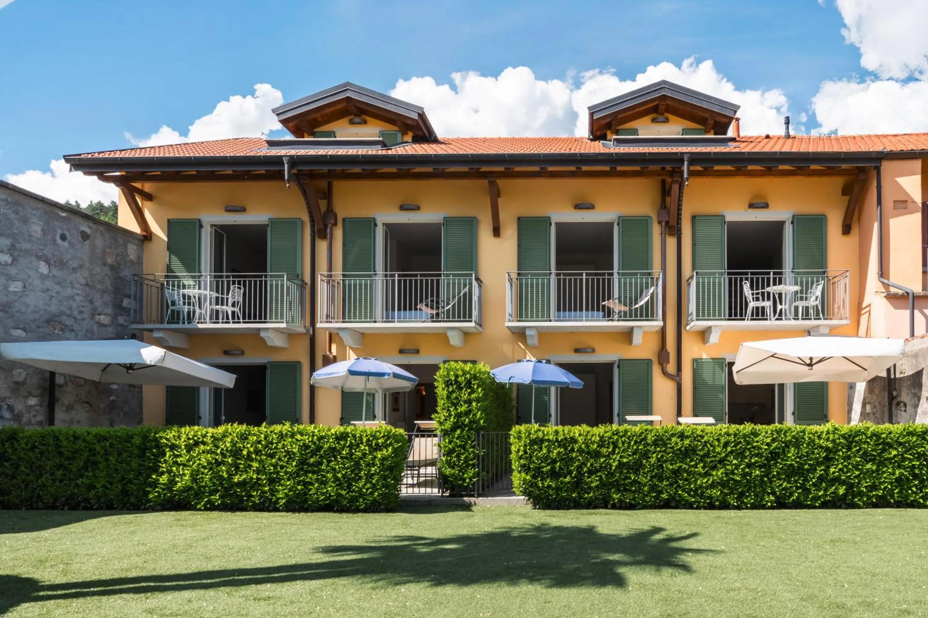 Property building in Hotel Ristorante La Quartina