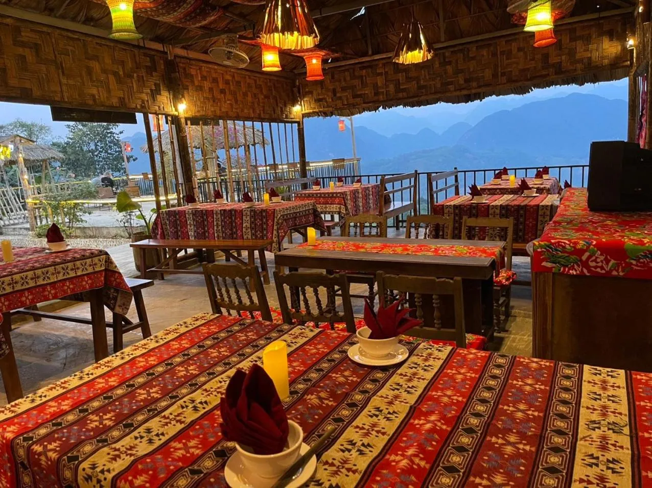 Restaurant/places to eat in Pu Luong May Home & Cafe