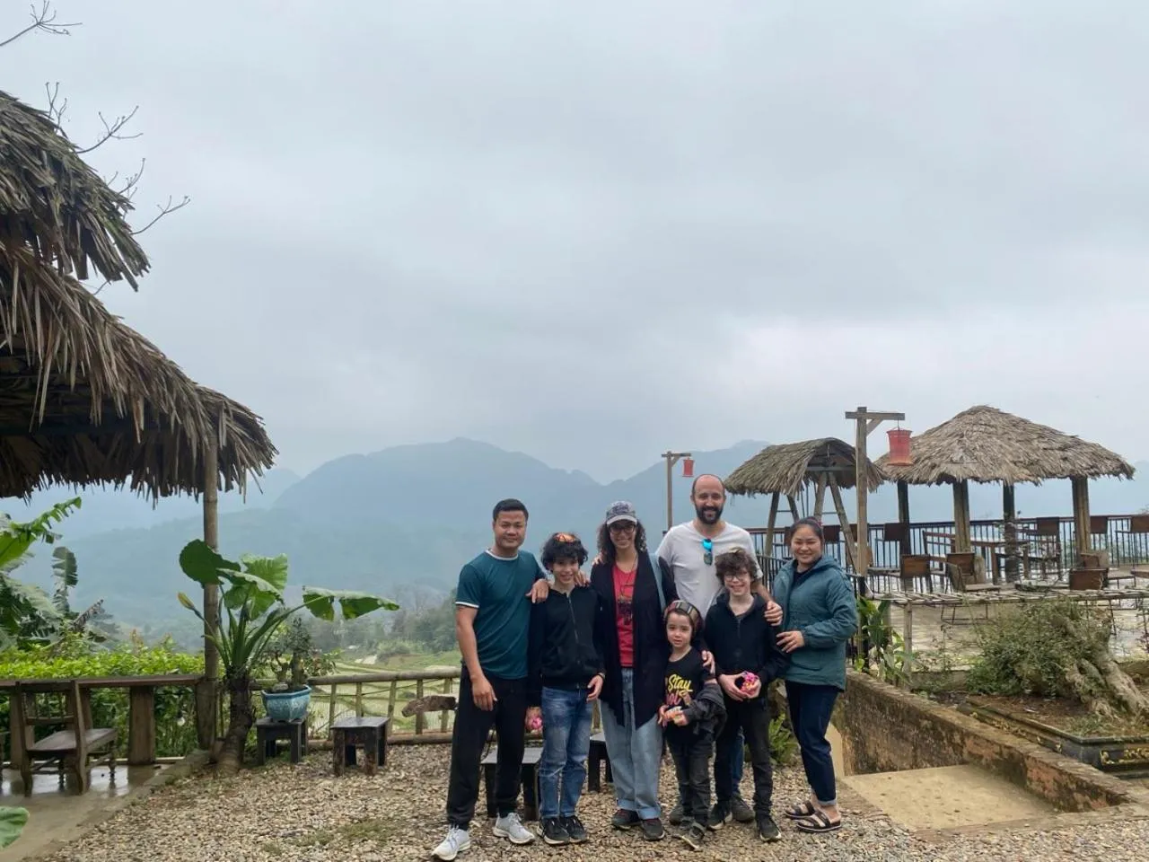 Family in Pu Luong May Home & Cafe