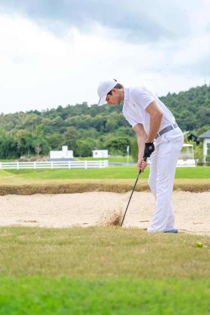 Minigolf in Pim Pool Villa Nan