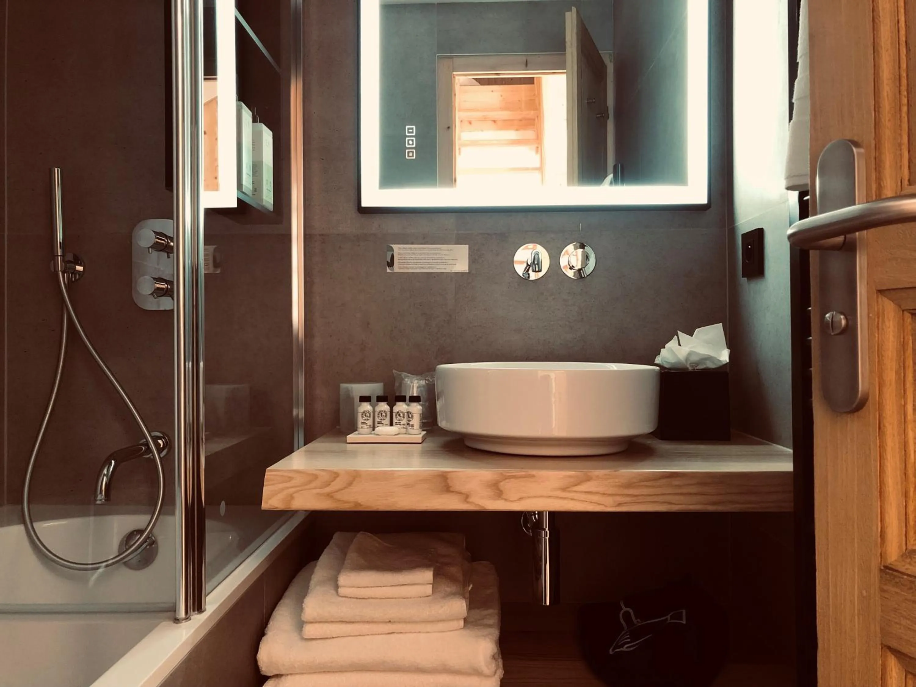 Bathroom in Terra-Beka Lodge