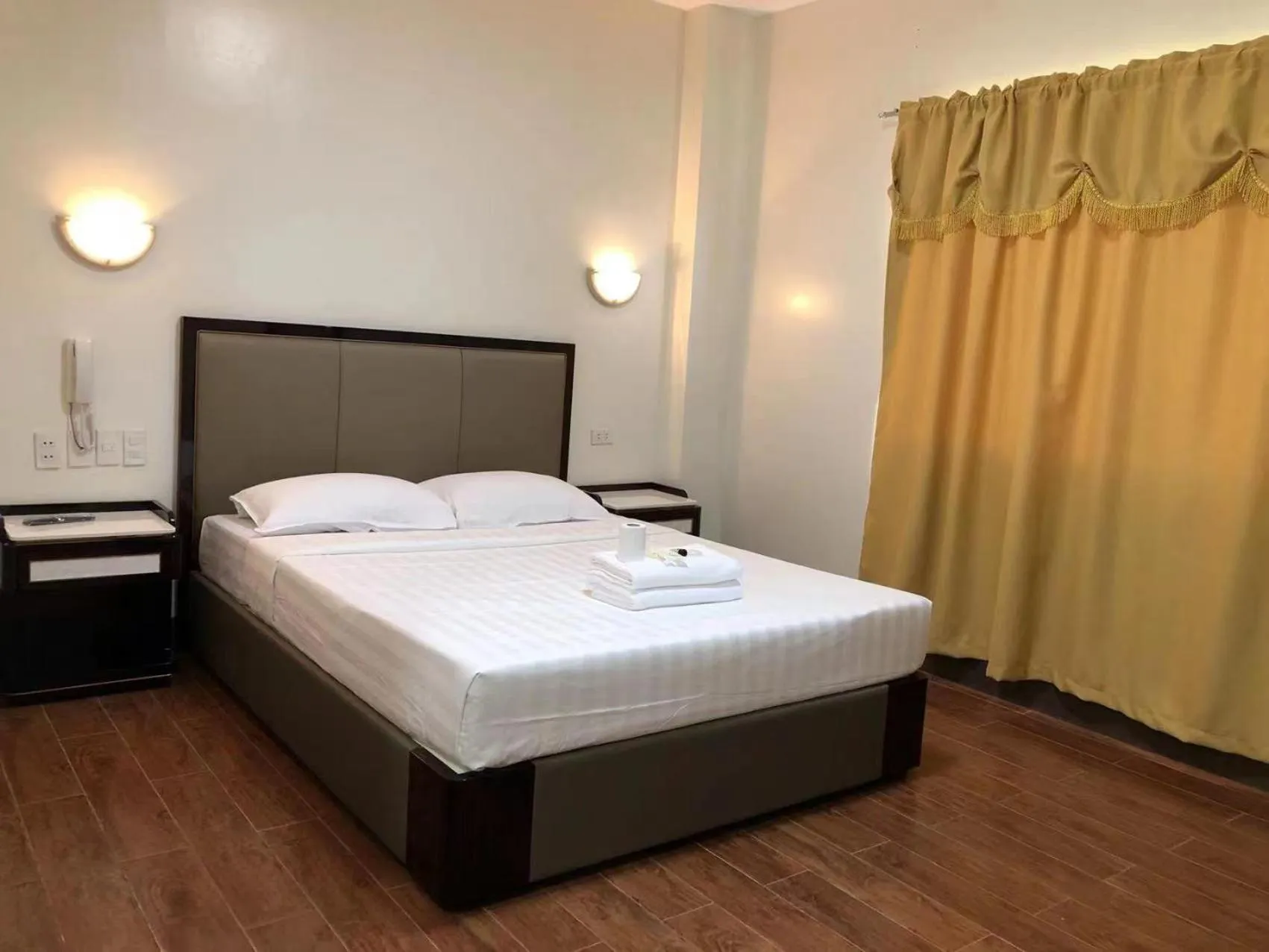 Bed in Meaco Royal Hotel- Aparri