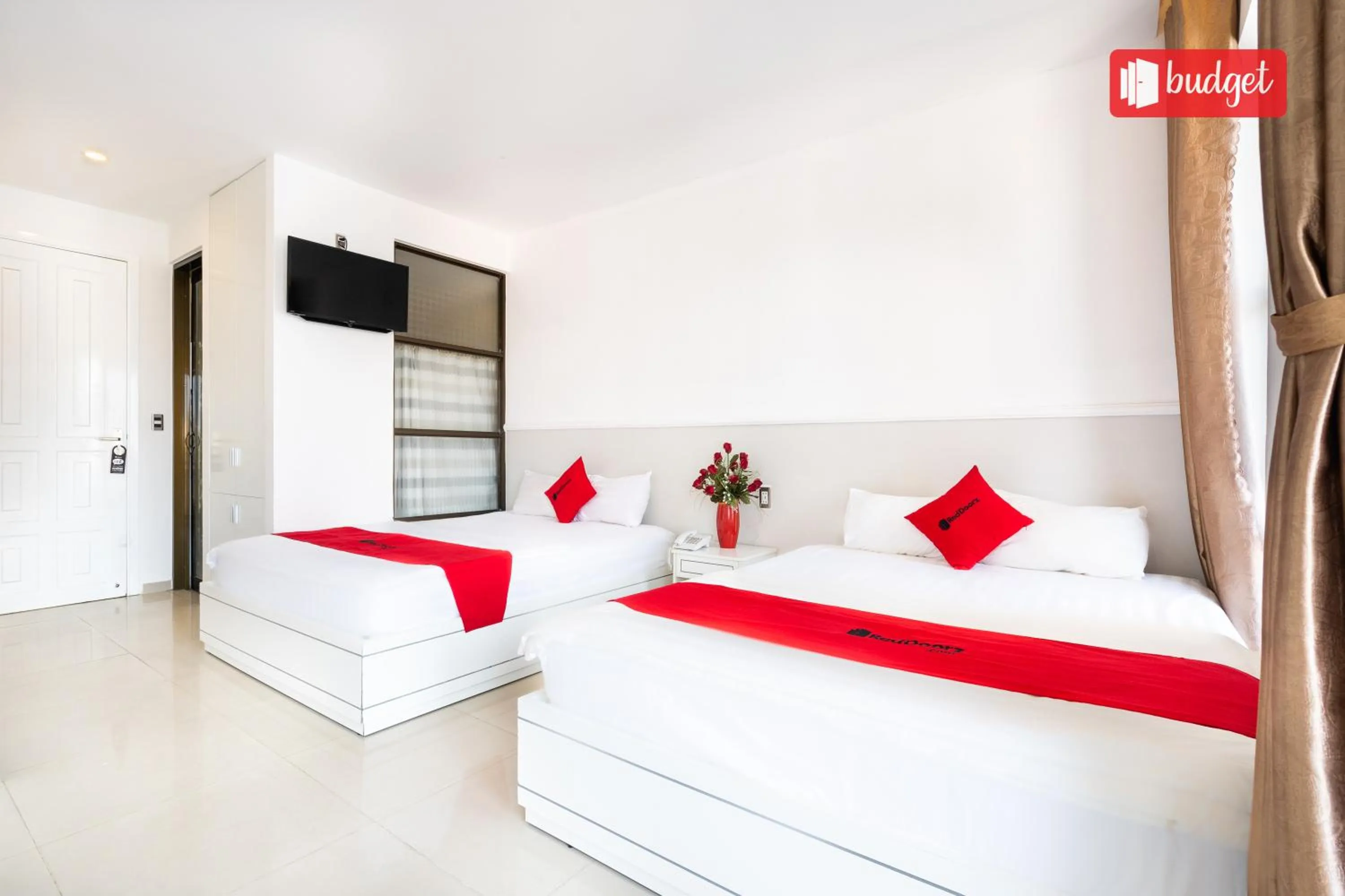 Bed in Khanh Linh Hotel