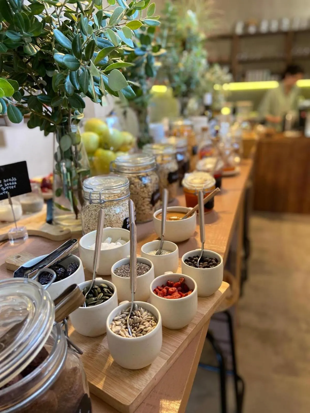 Buffet breakfast in Azenhas do Mar Valley House