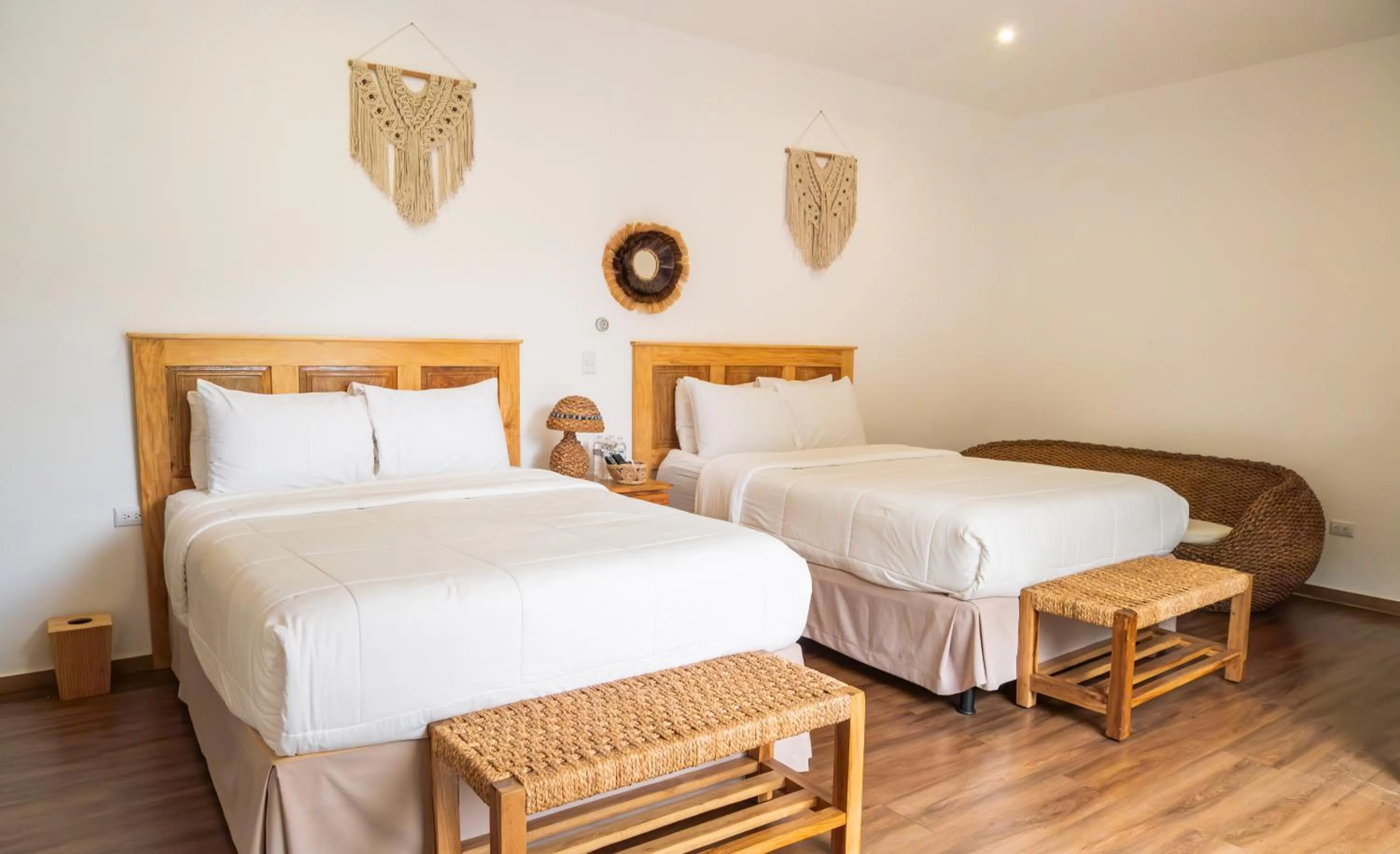 Bedroom, Bed in Equinoccio Hotel