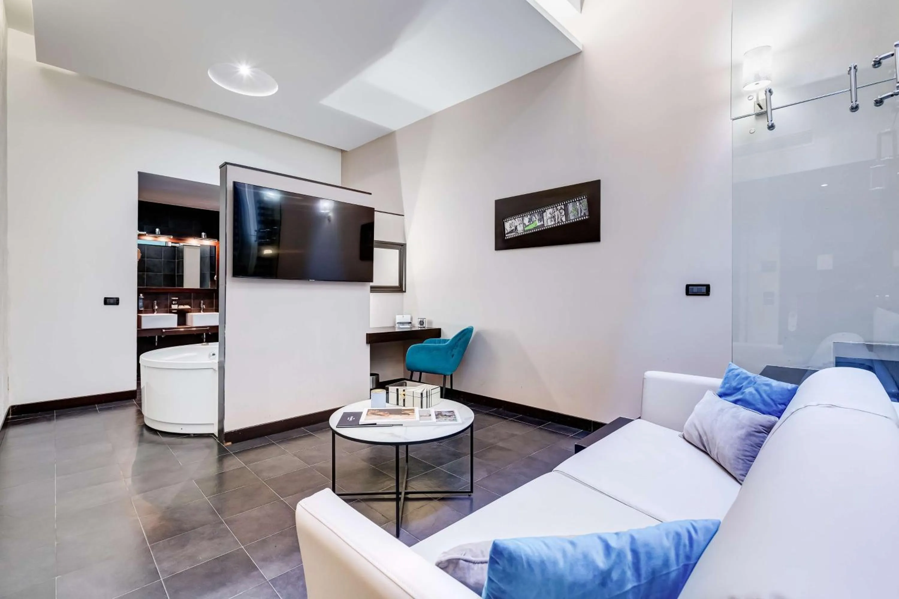 Photo of the whole room in Best Western Cinemusic Hotel