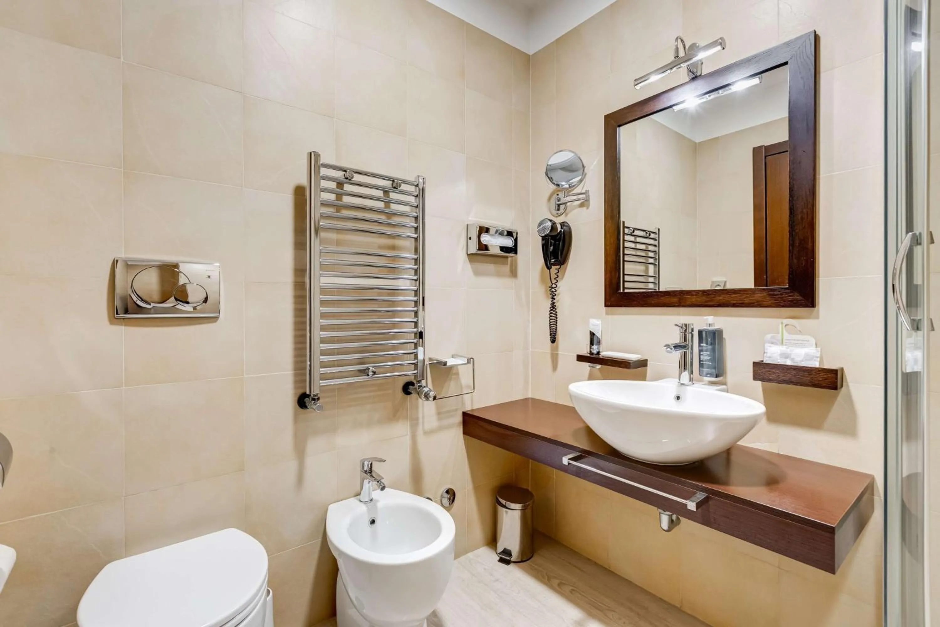 Bathroom in Best Western Cinemusic Hotel