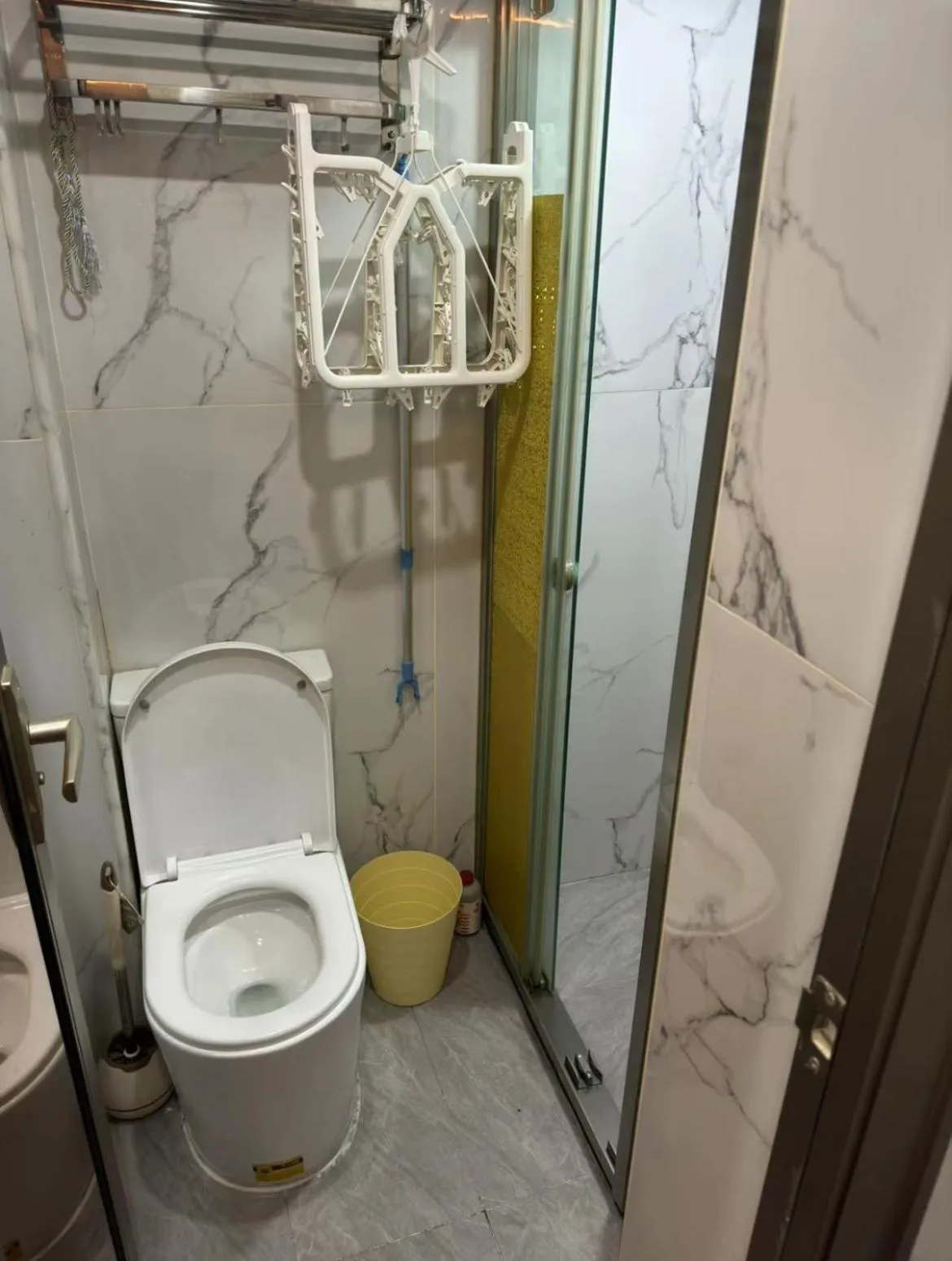 Shower in Sleep Cubee Hostel