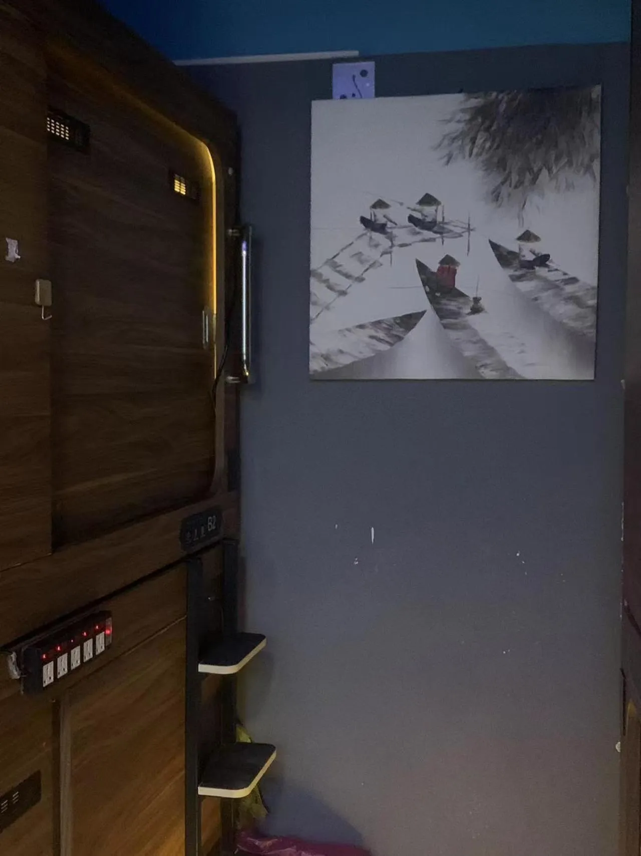 Bedroom in Sleep Cubee Hostel