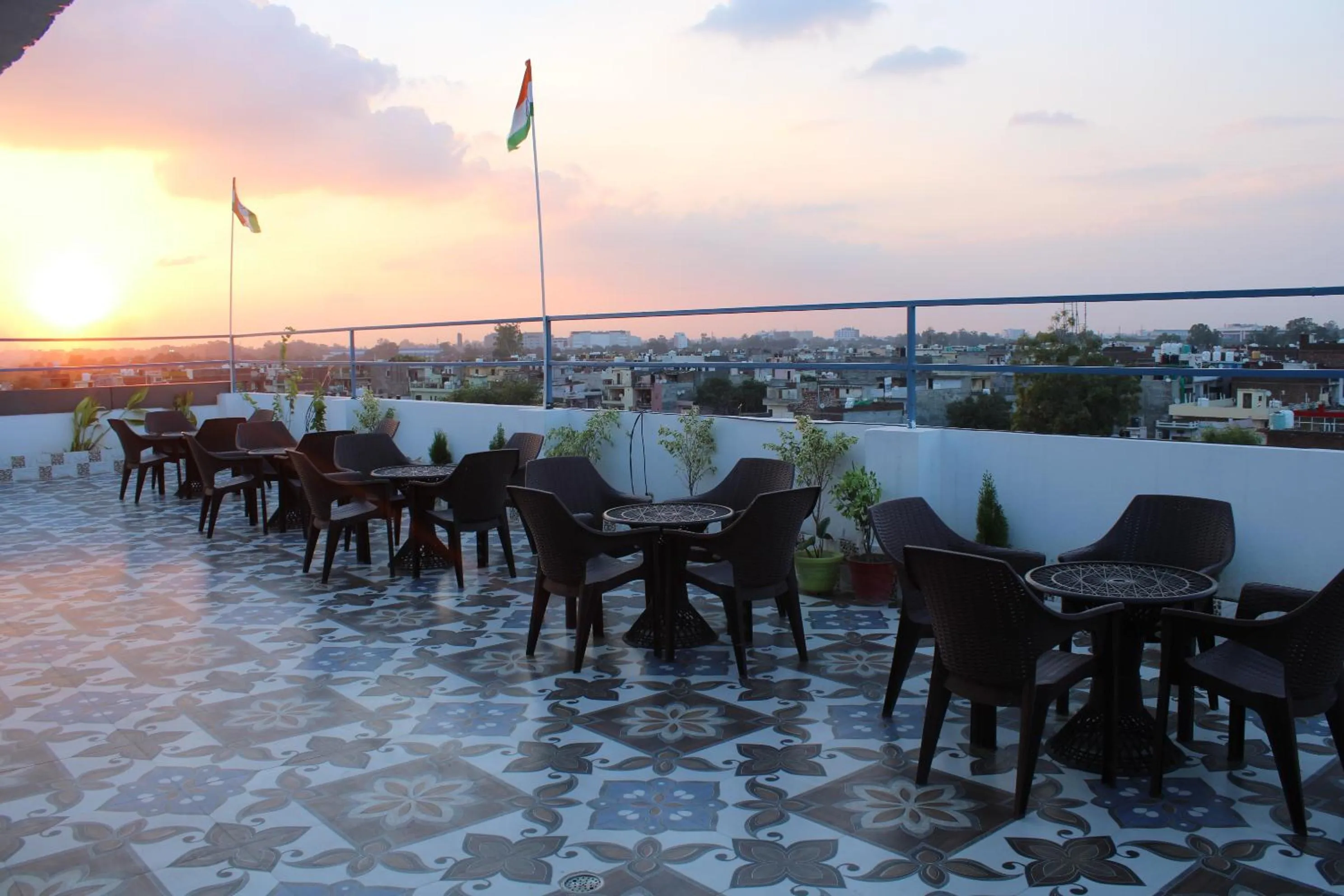 Balcony/Terrace in Hotel Red Apple Near Railway Station Chandigarh