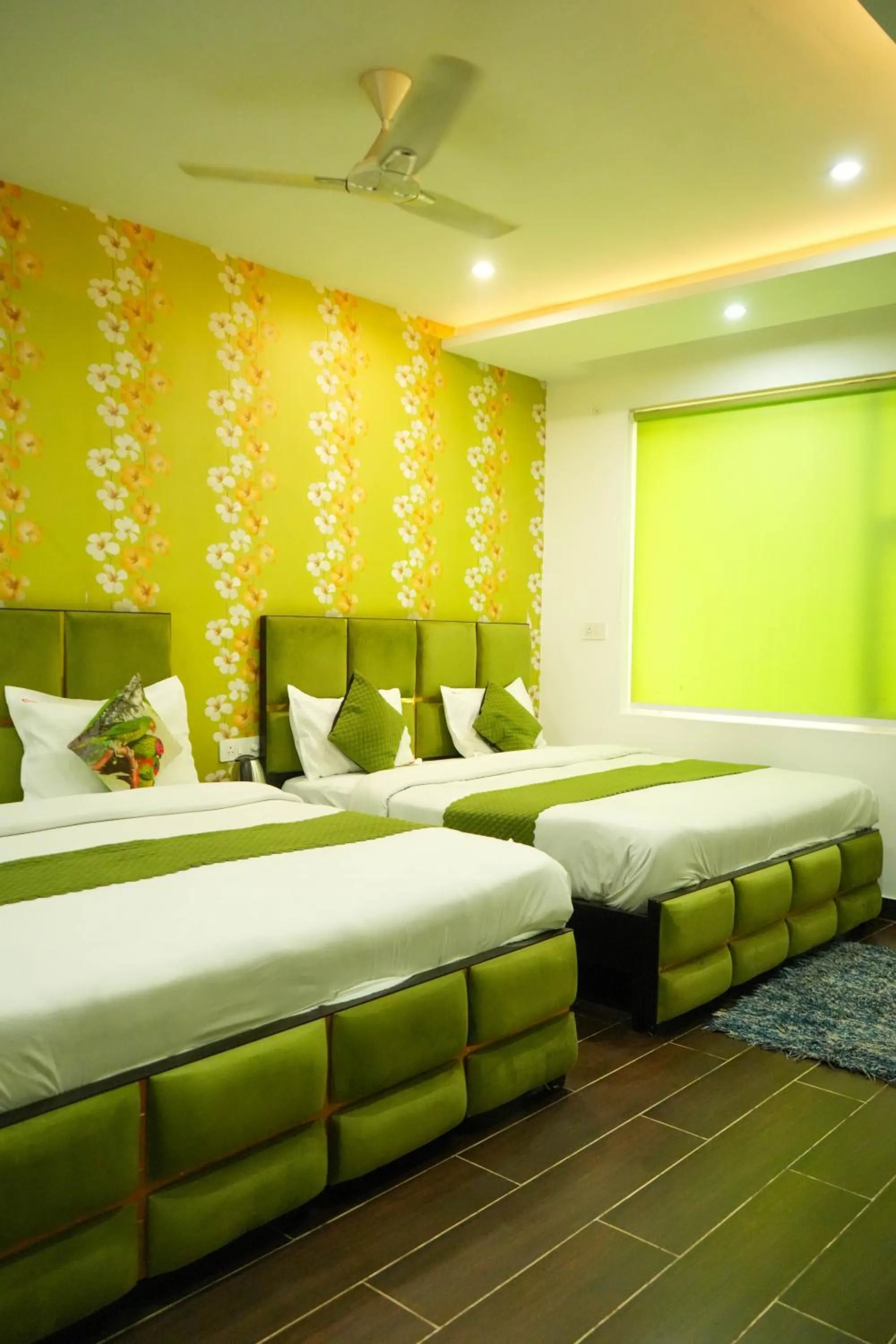 Bed in Hotel Red Apple Near Railway Station Chandigarh