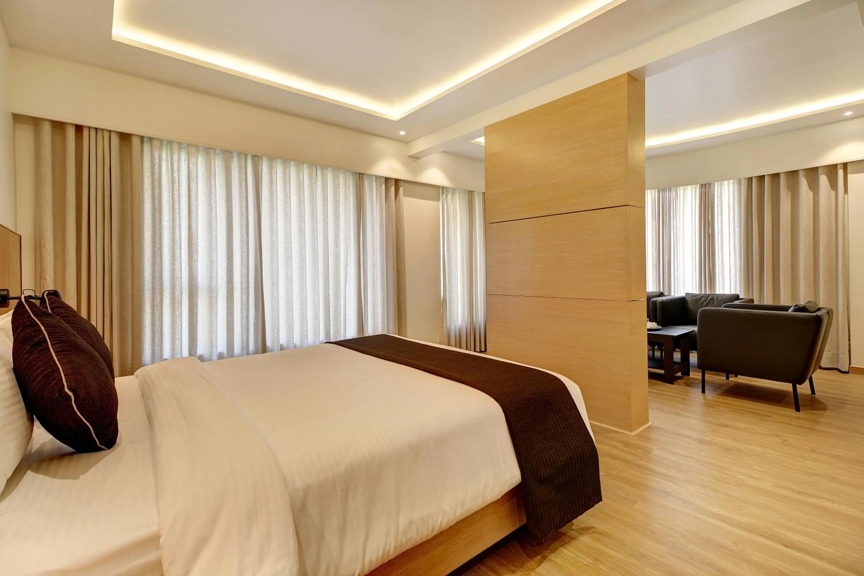 Property building, Bed in Hotel Mumbai House Ghansoli, Navi Mumbai