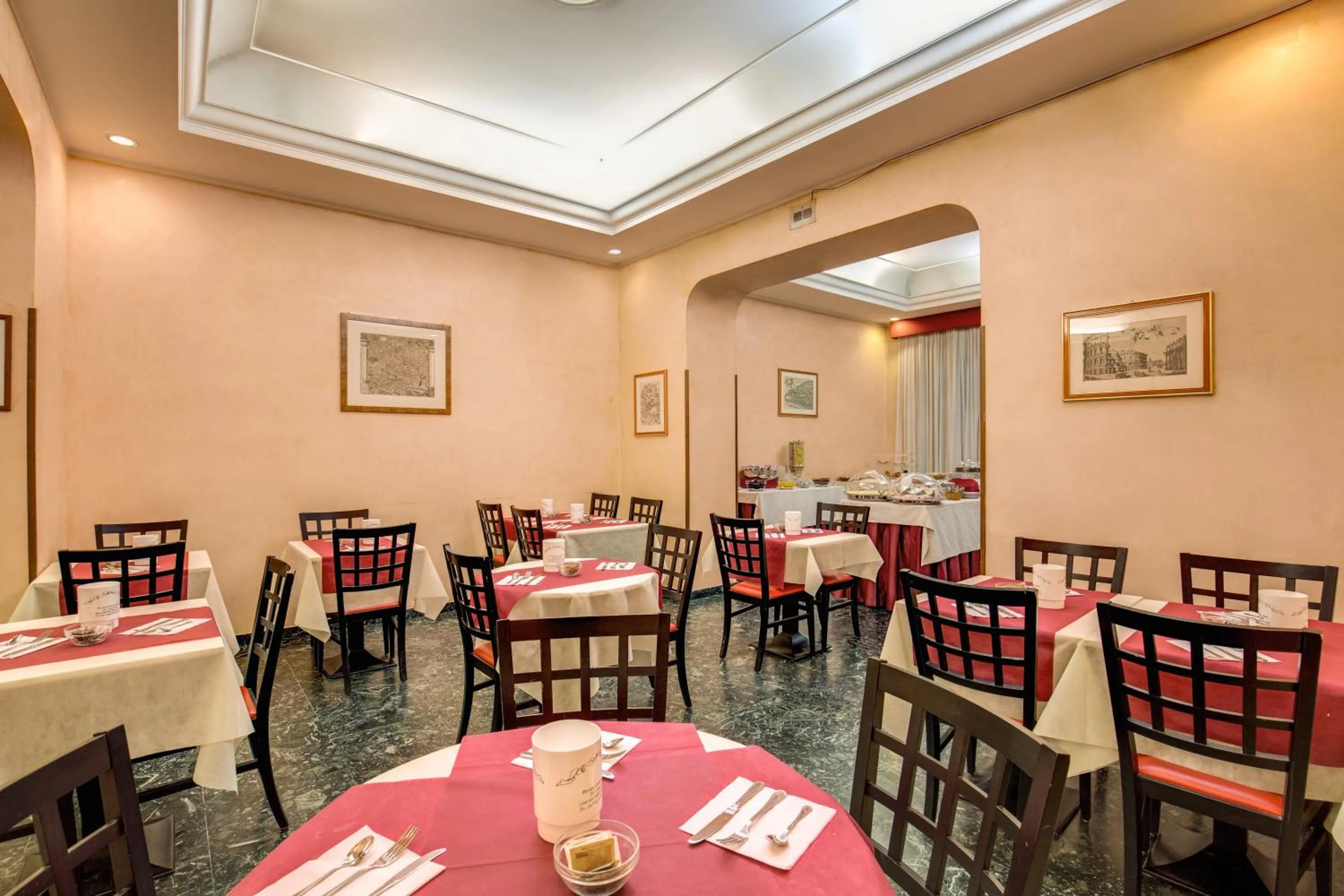 Restaurant/places to eat in Hotel San Remo