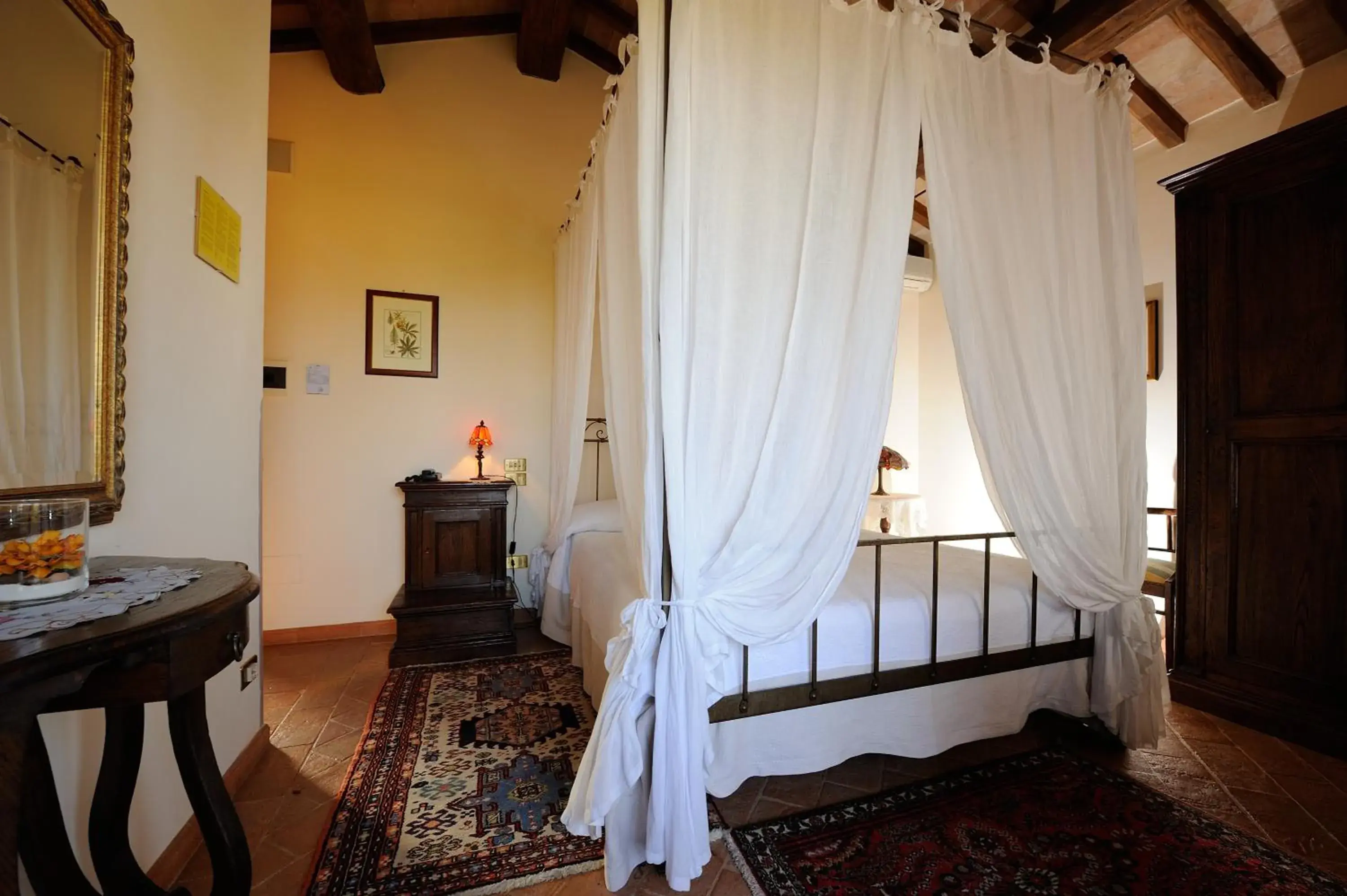 Superior Double Room in Ripa Relais Colle Del Sole Superior Double Room in Ripa Relais Colle Del Sole